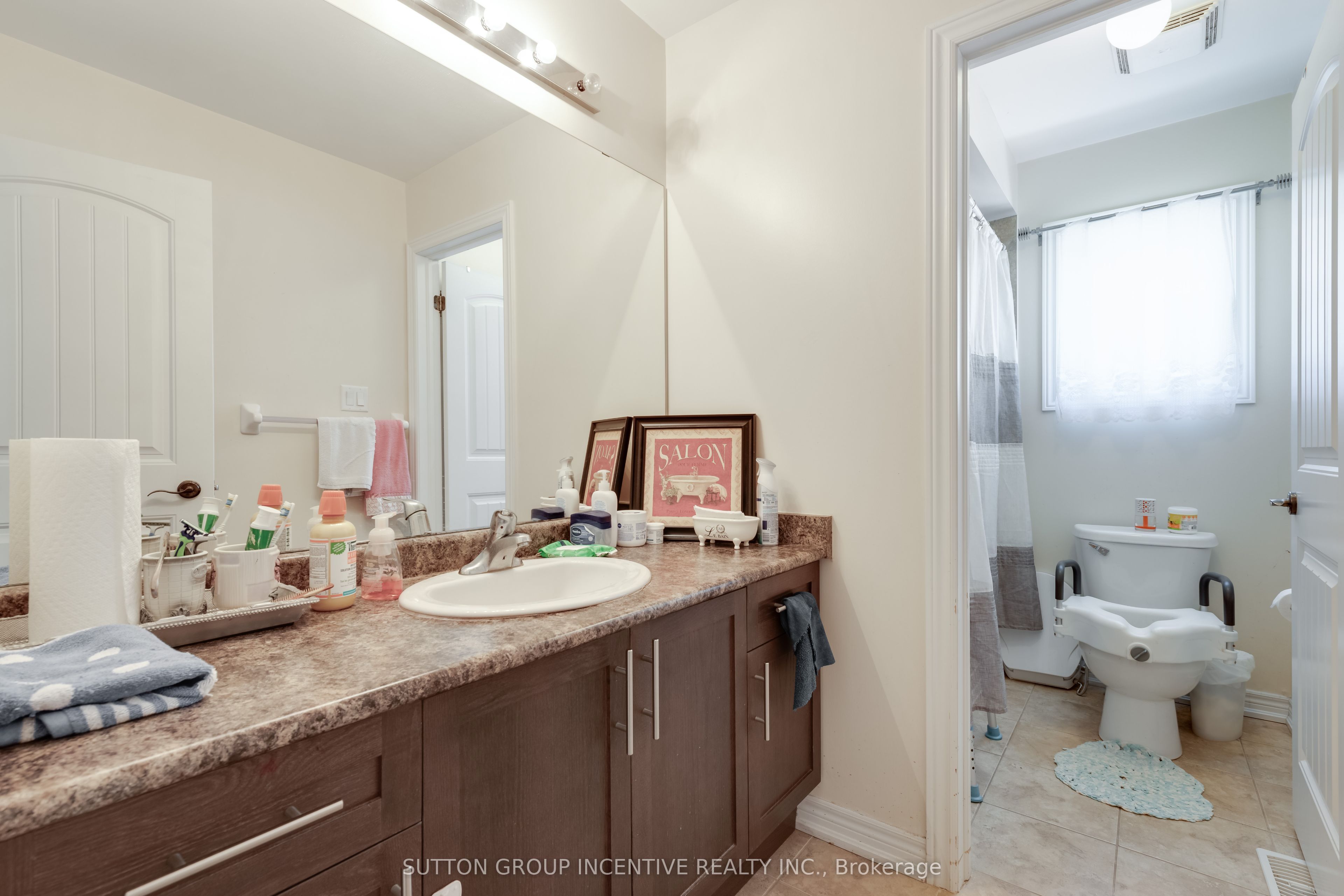 174 Maplewood Drive Property Photo 16