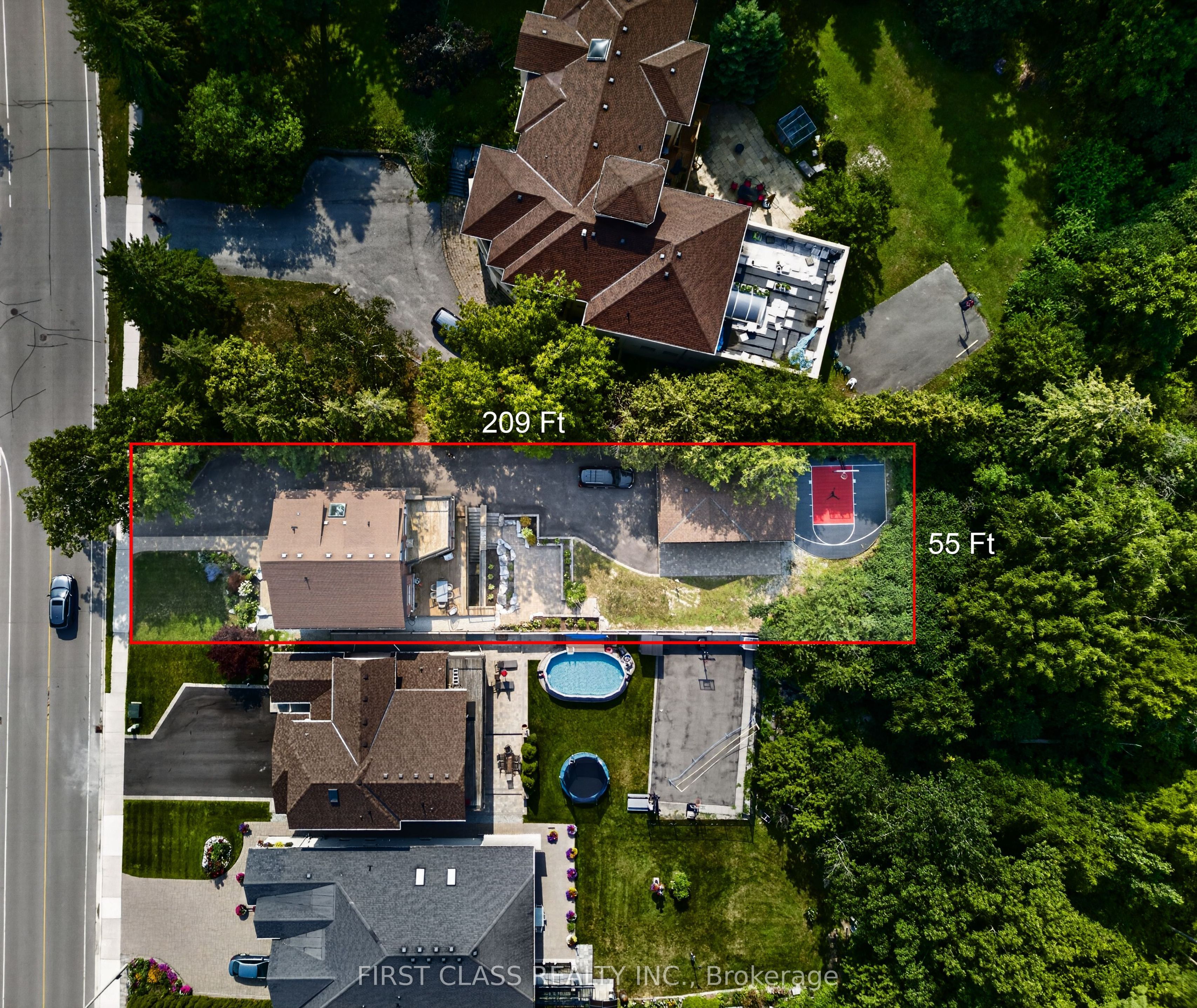302 Brookside Road Property Photo 1