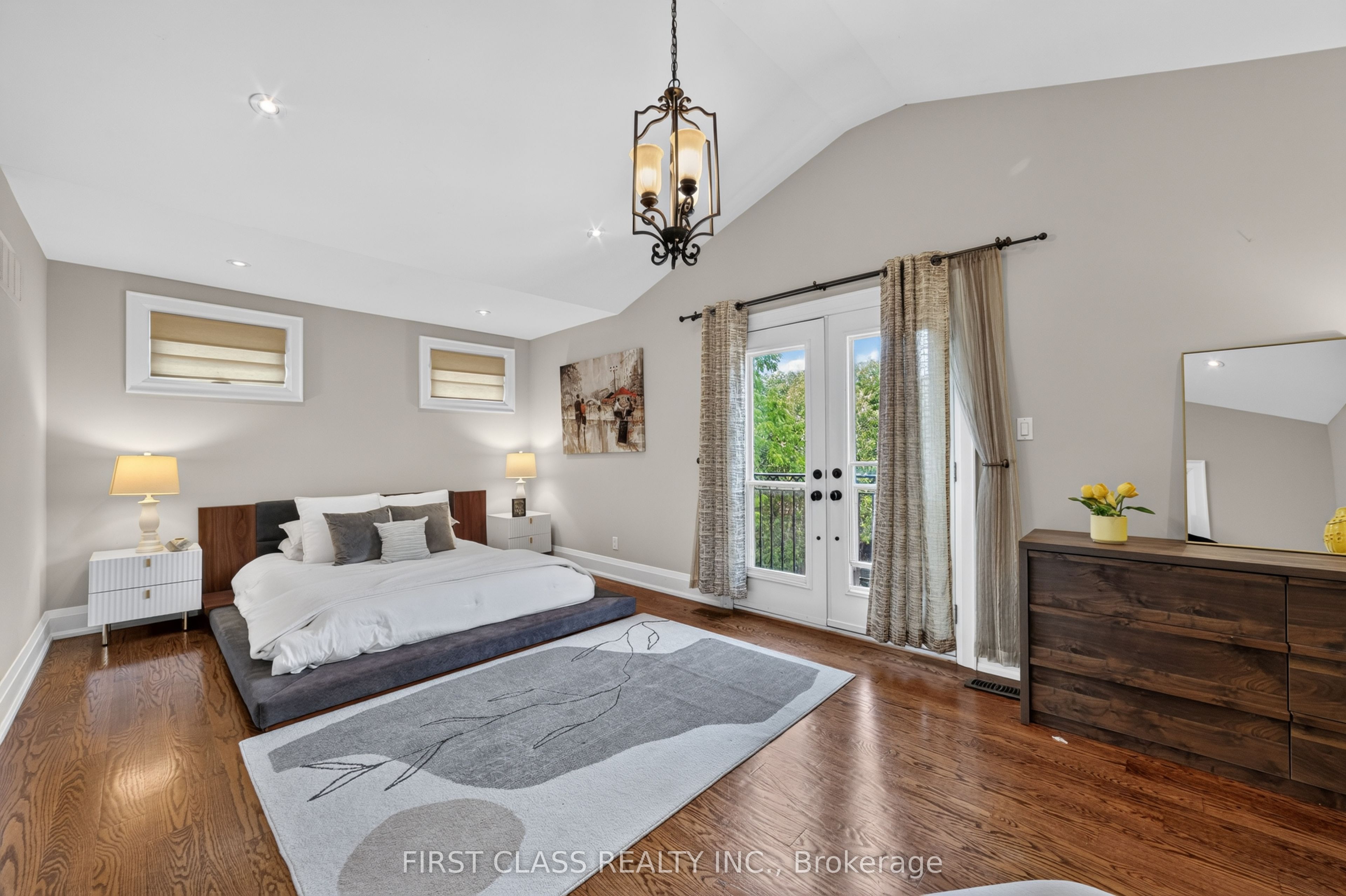302 Brookside Road Property Photo 34