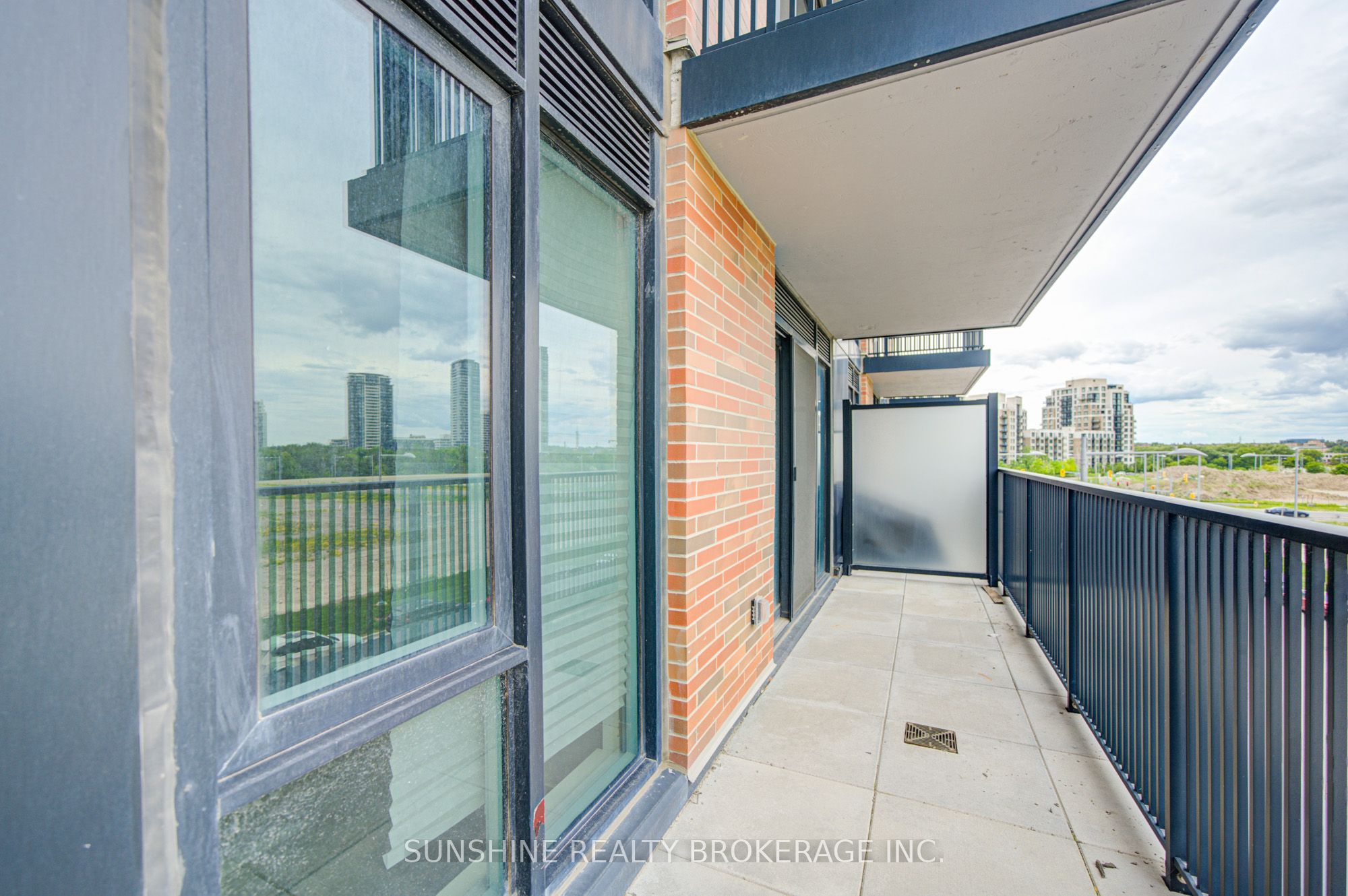 38 Simcoe Promenade 311 Property Photo 39