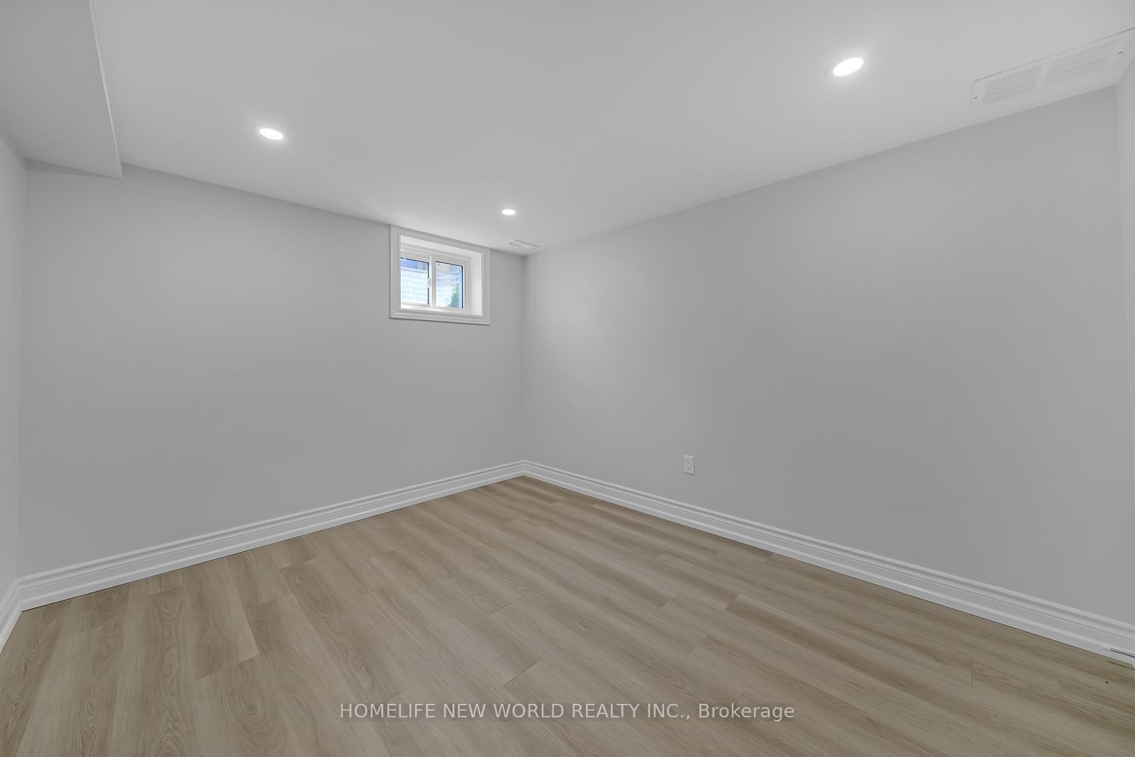 736 Grace Street Property Photo 18