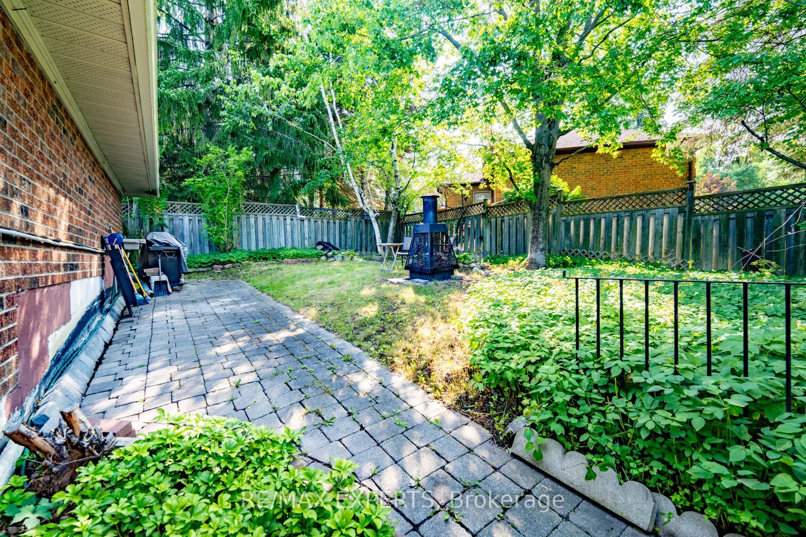284 Murray Drive Property Photo 34