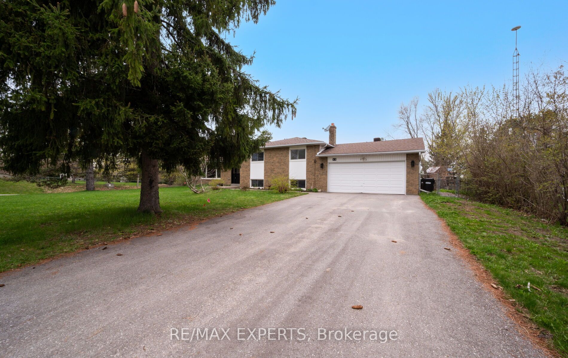 12 Simon Drive Property Photo 2