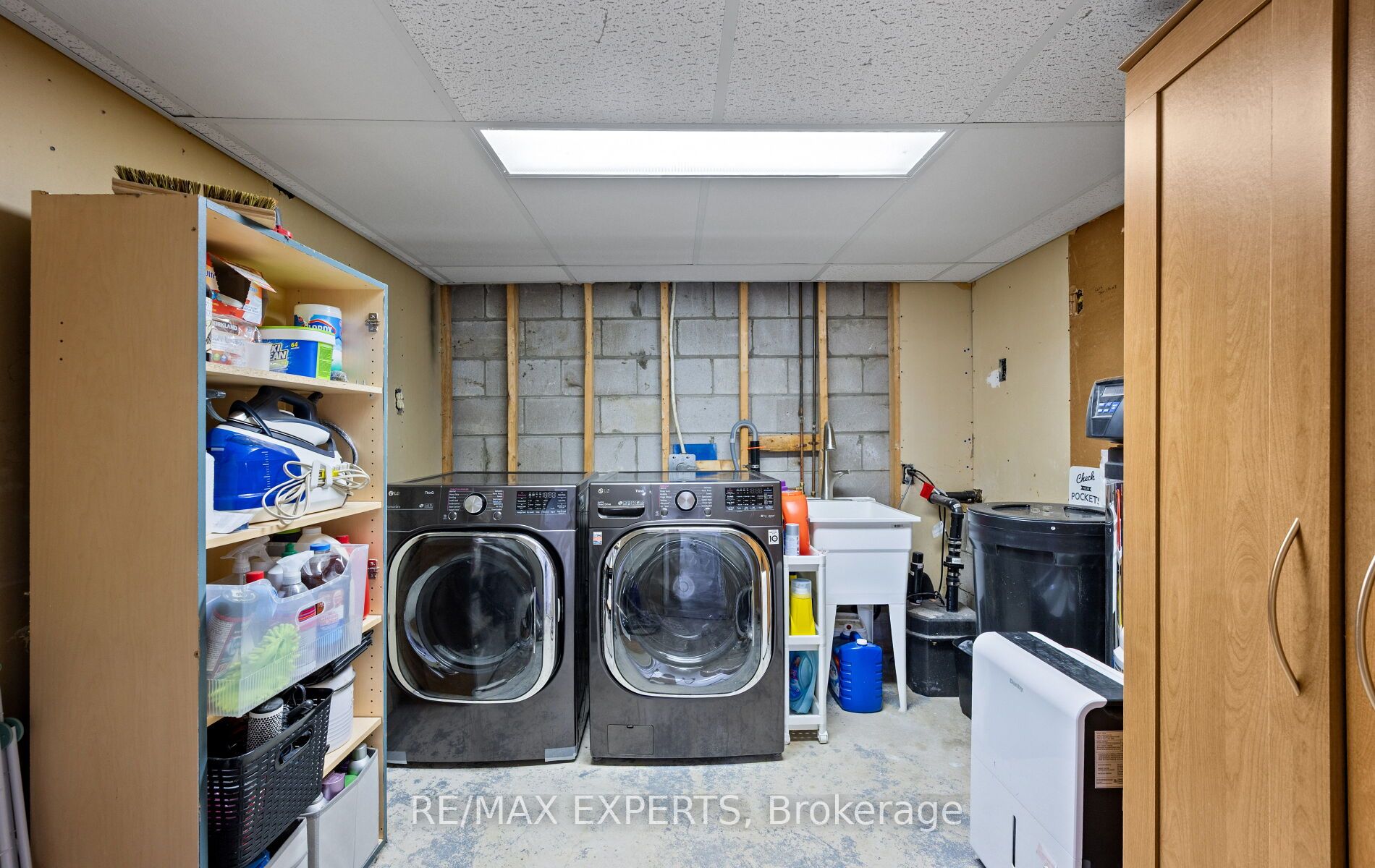 12 Simon Drive Property Photo 38