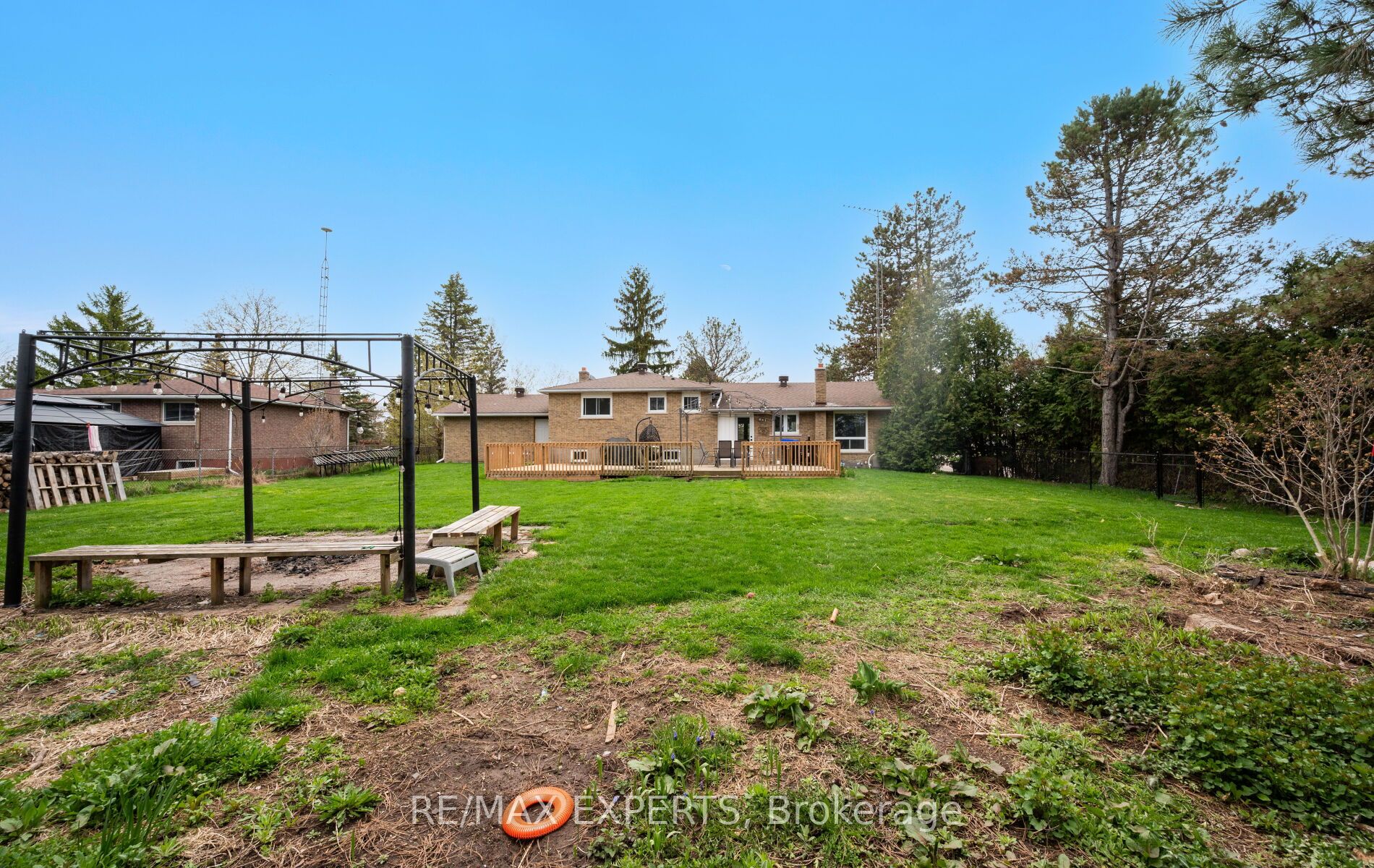 12 Simon Drive Property Photo 47