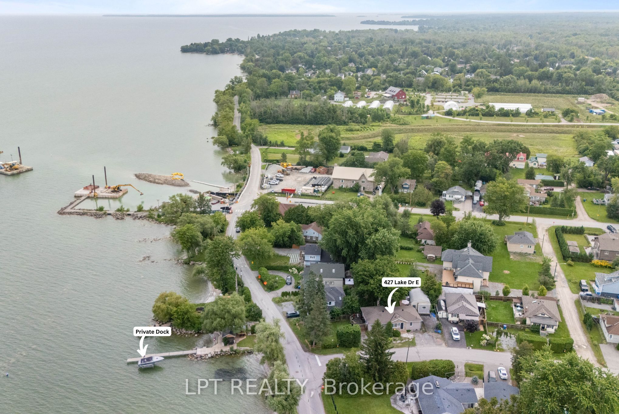 427 Lake Drive E Property Photo 2