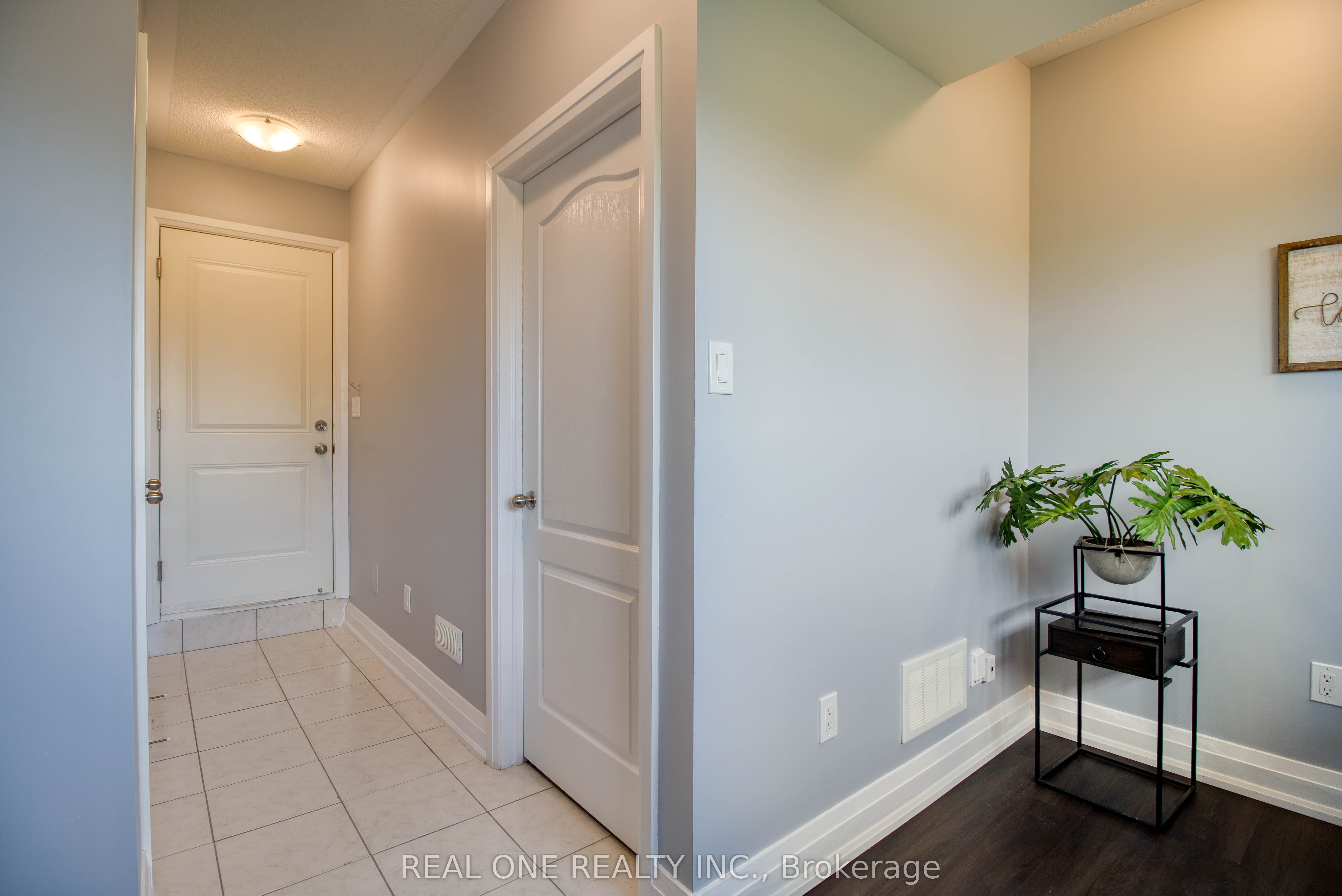 12 Teasel Way Property Photo 6
