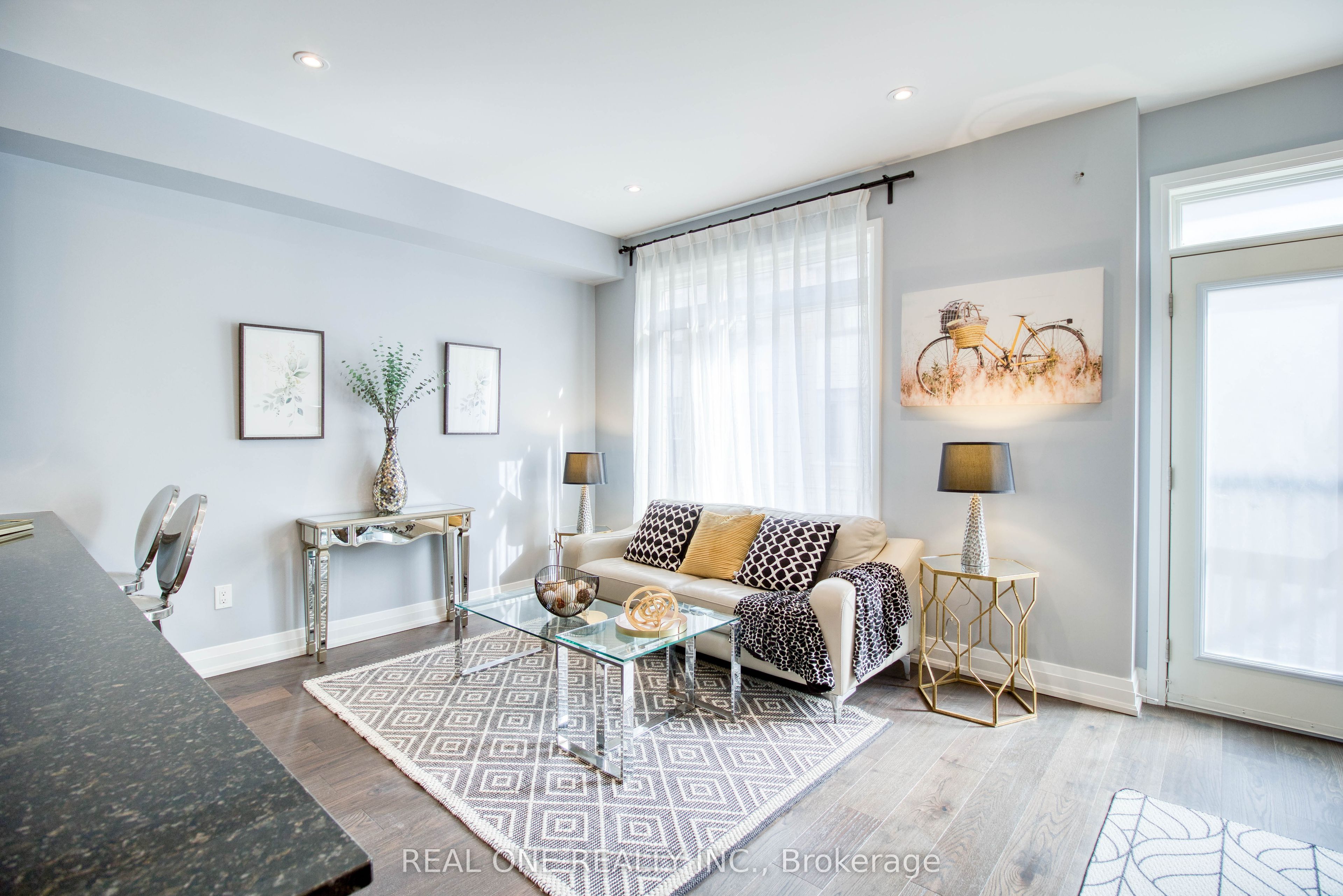 12 Teasel Way Property Photo 11