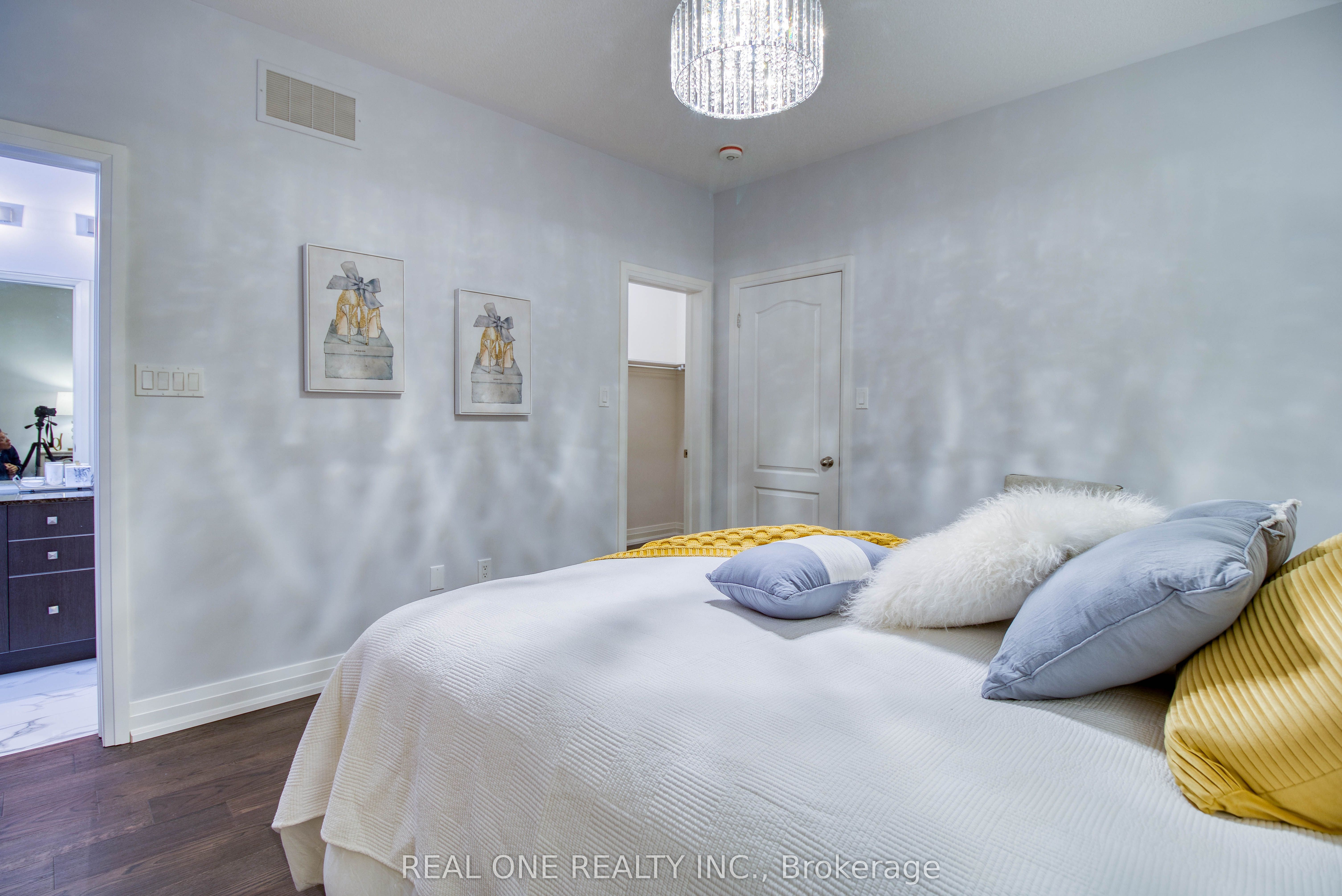 12 Teasel Way Property Photo 33