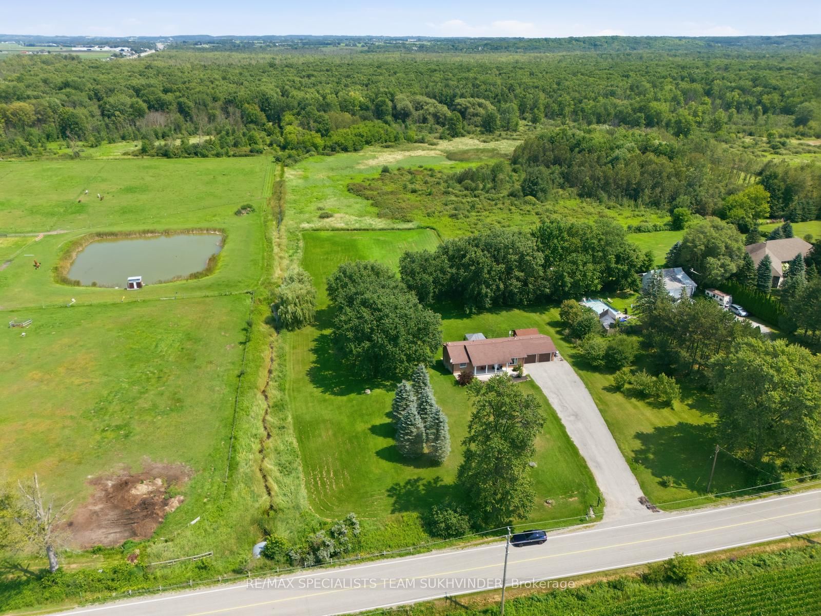17435 8th Concession Road Property Photo 4