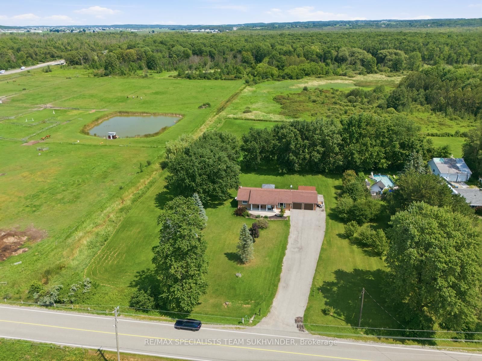 17435 8th Concession Road Property Photo 5