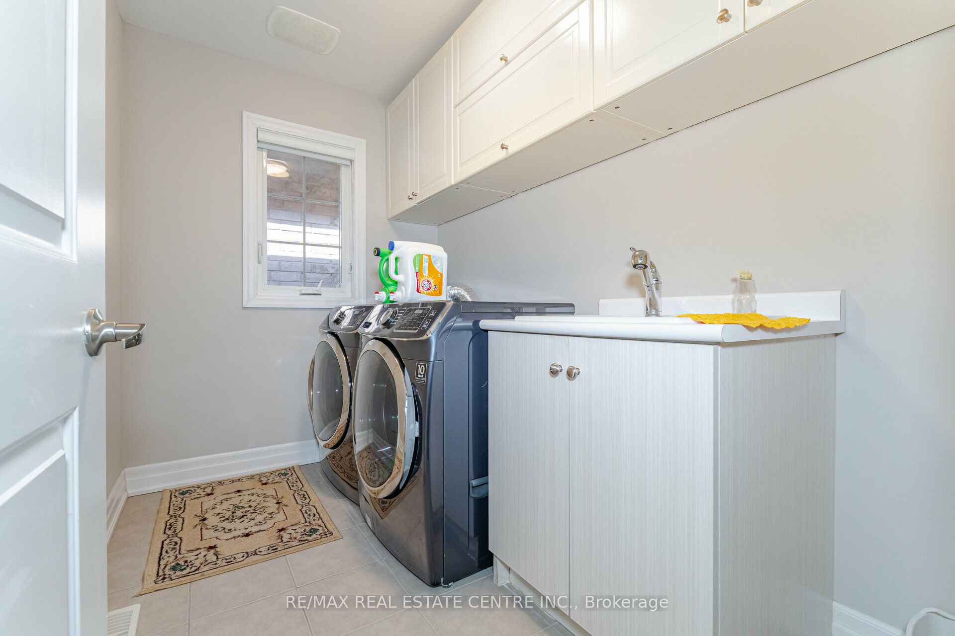34 Alex Campbell Crescent Property Photo 28