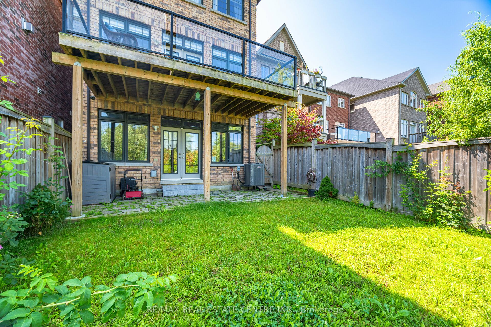 34 Alex Campbell Crescent Property Photo 40