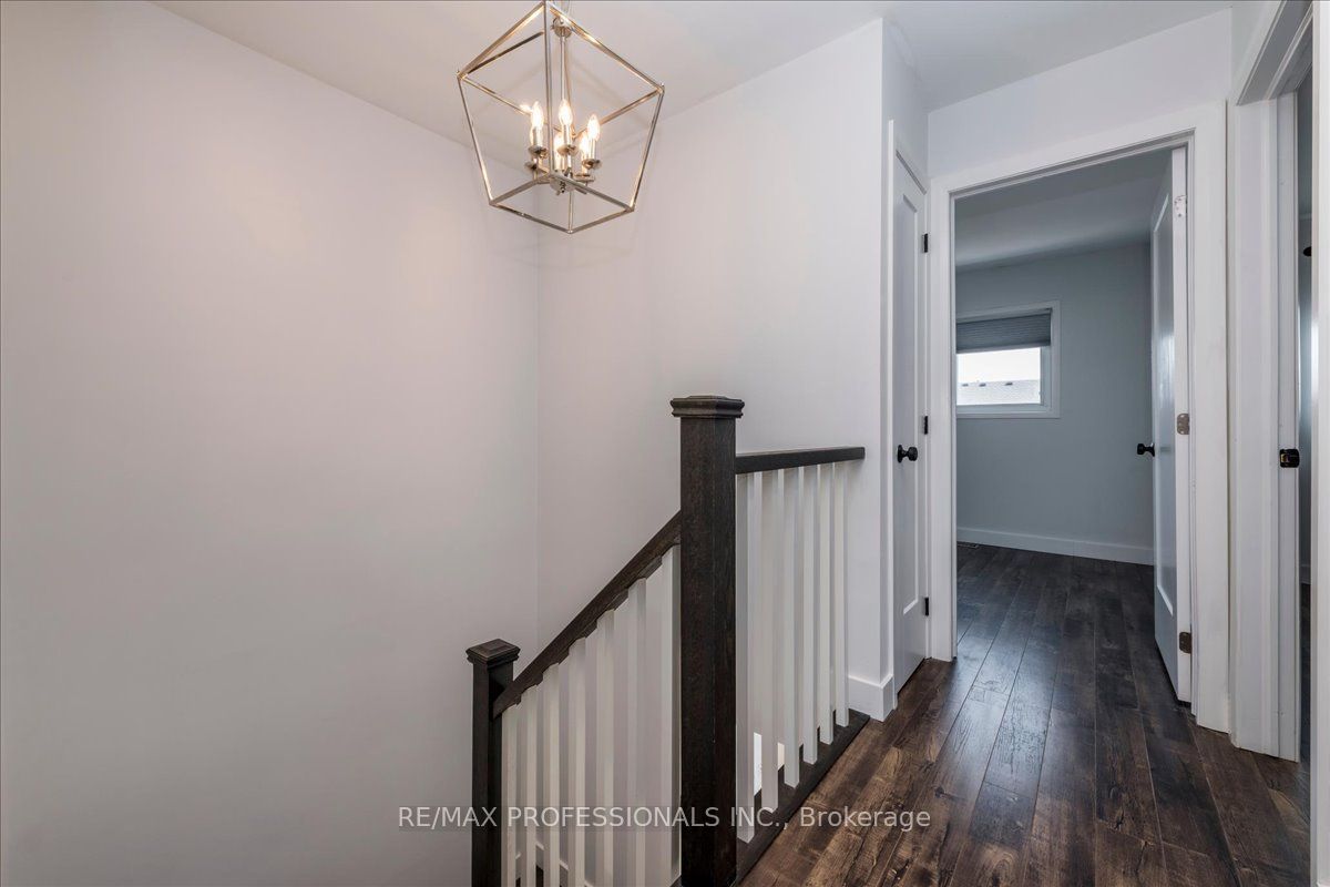 10 Corrie Crescent Property Photo 13