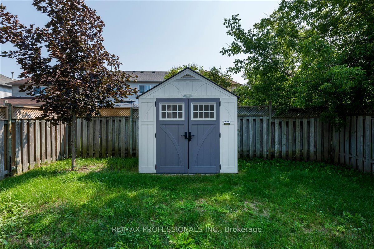 10 Corrie Crescent Property Photo 26