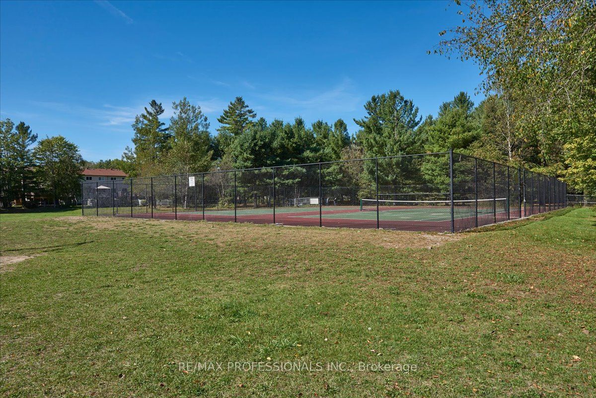 10 Corrie Crescent Property Photo 30