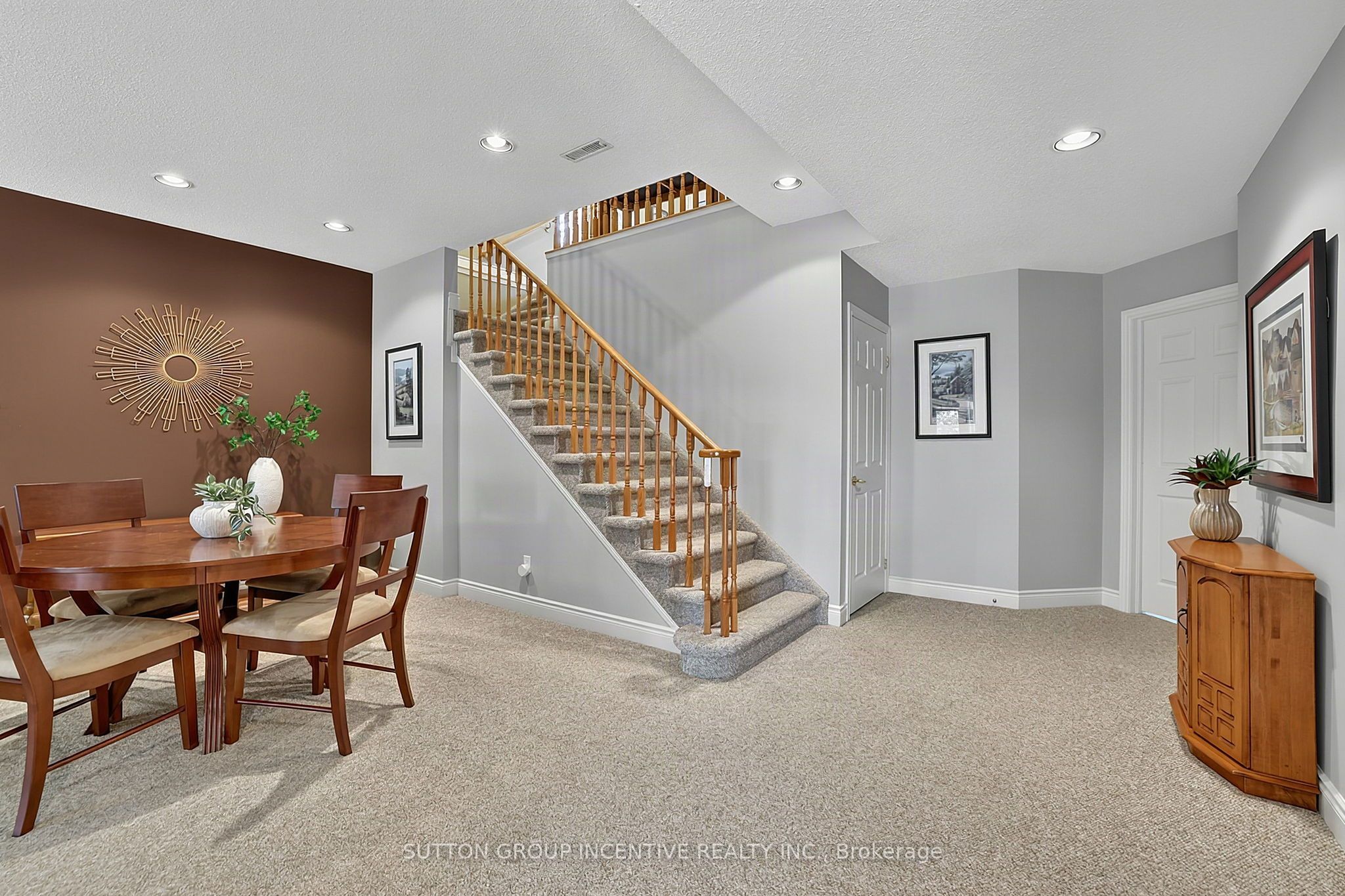 13 Renaissance Point Property Photo 26