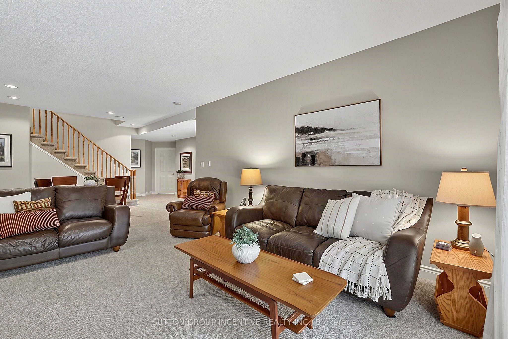 13 Renaissance Point Property Photo 32