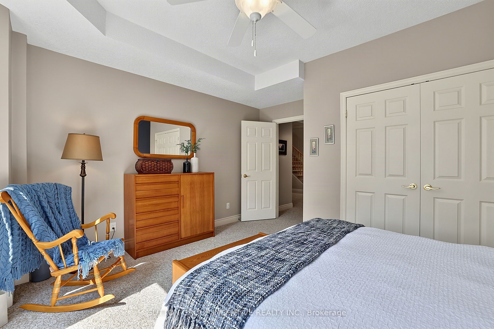 13 Renaissance Point Property Photo 34