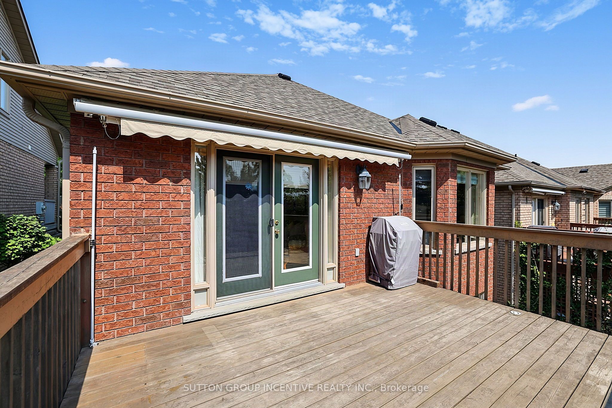 13 Renaissance Point Property Photo 41