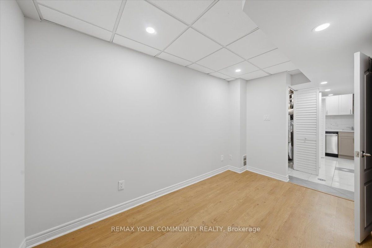 2 Hollywood Hill Circle Lower Property Photo 6