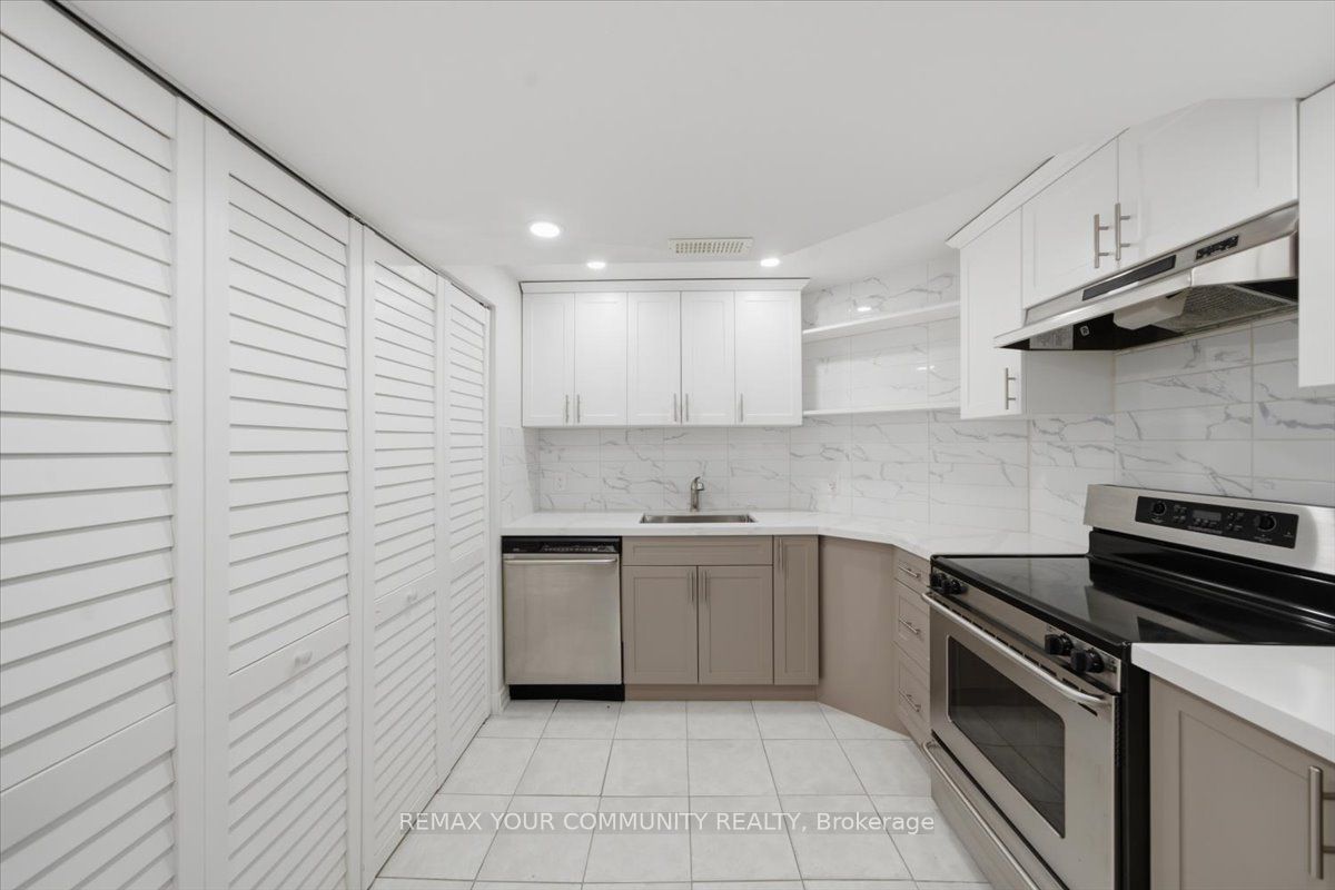 2 Hollywood Hill Circle Lower Property Photo 9