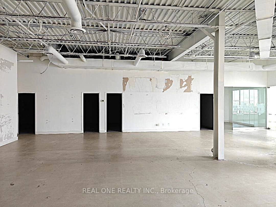 120 Mulock Drive 1 Property Photo 7