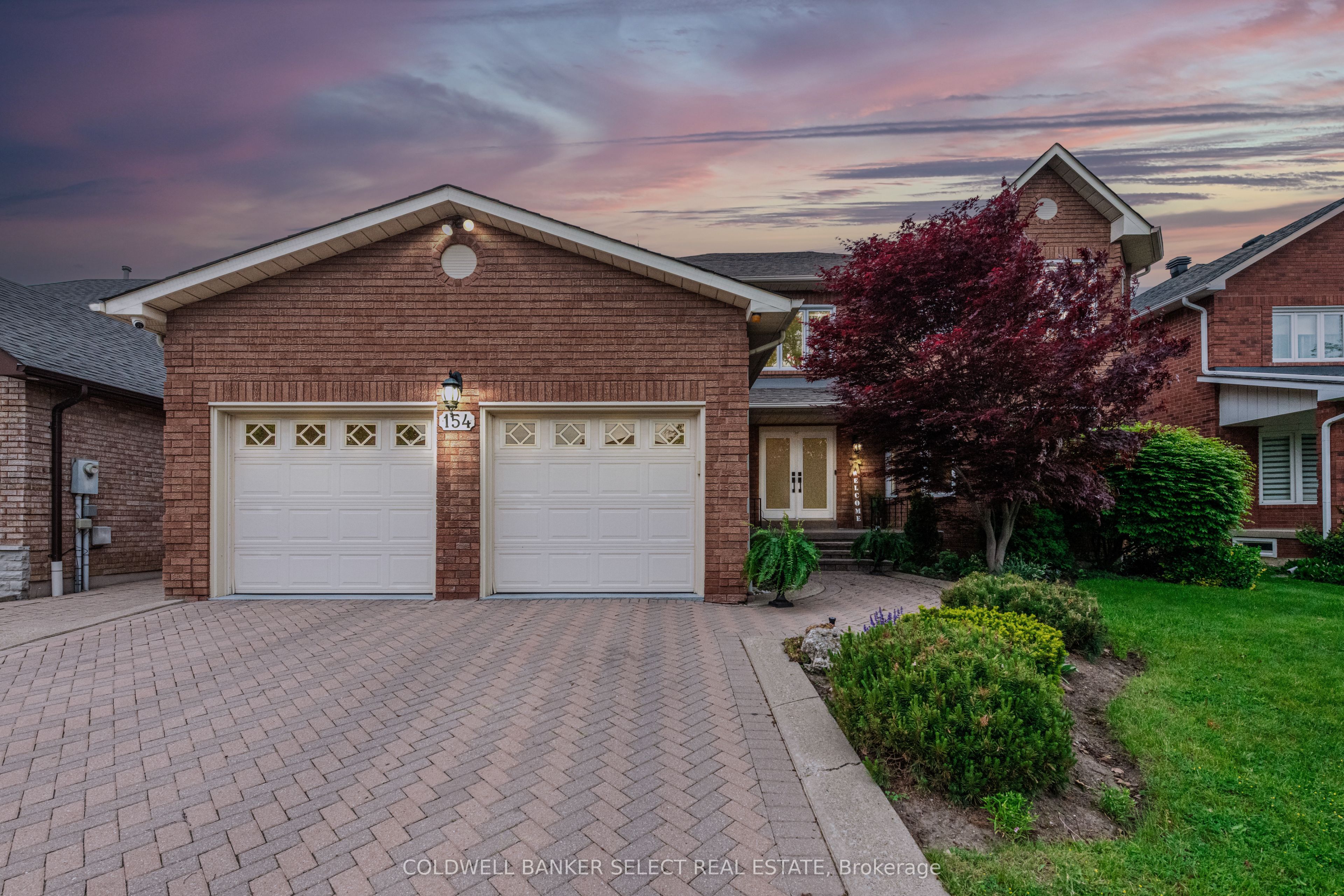 154 Conti Crescent Property Photo 1