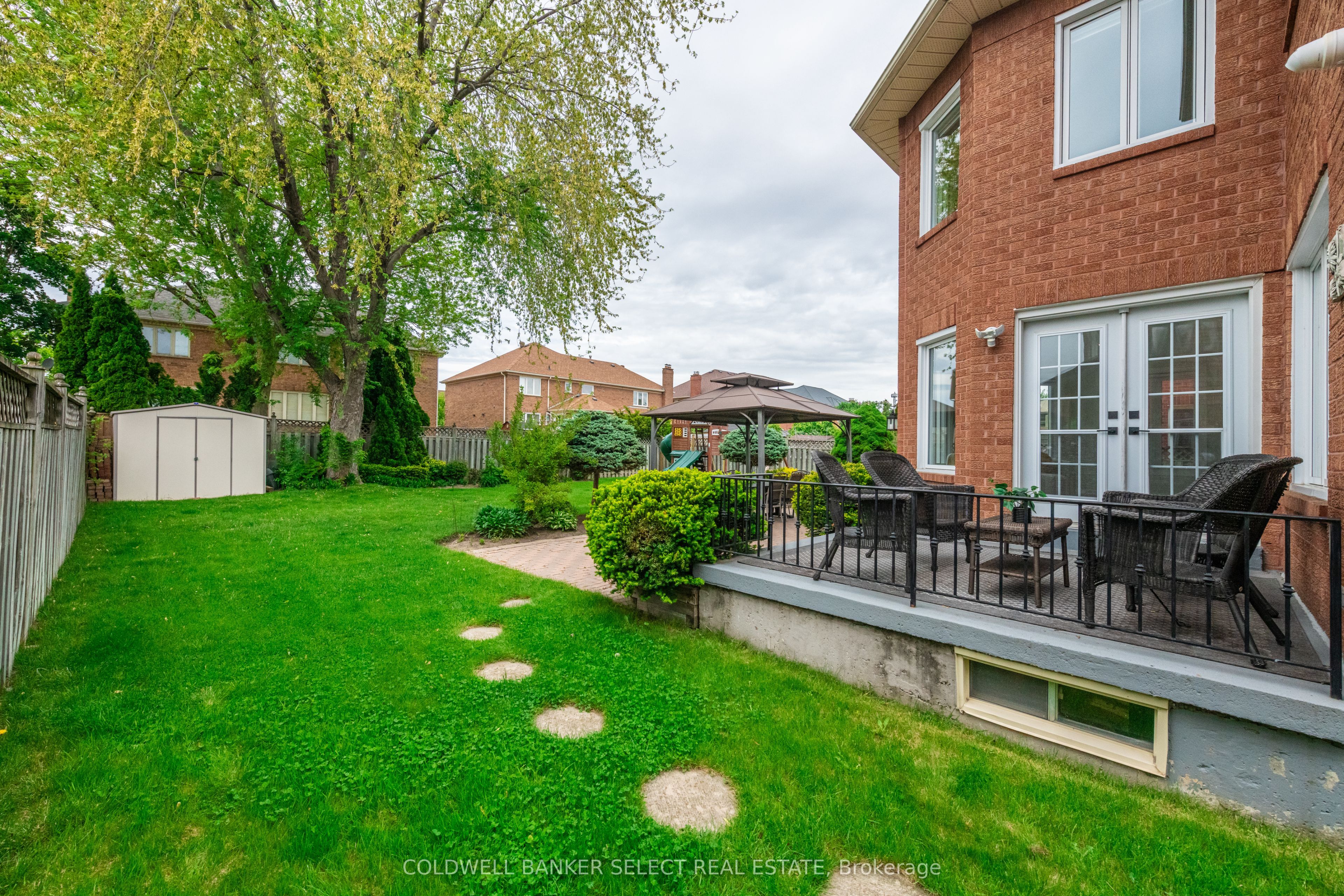 154 Conti Crescent Property Photo 41