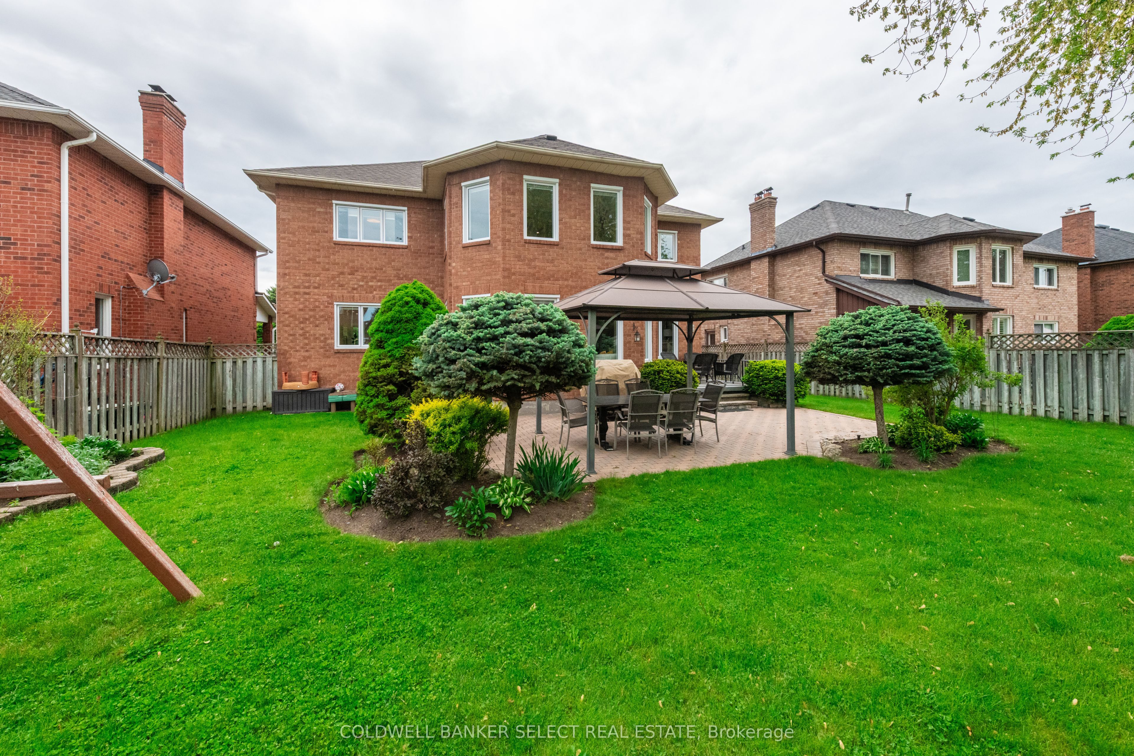 154 Conti Crescent Property Photo 44