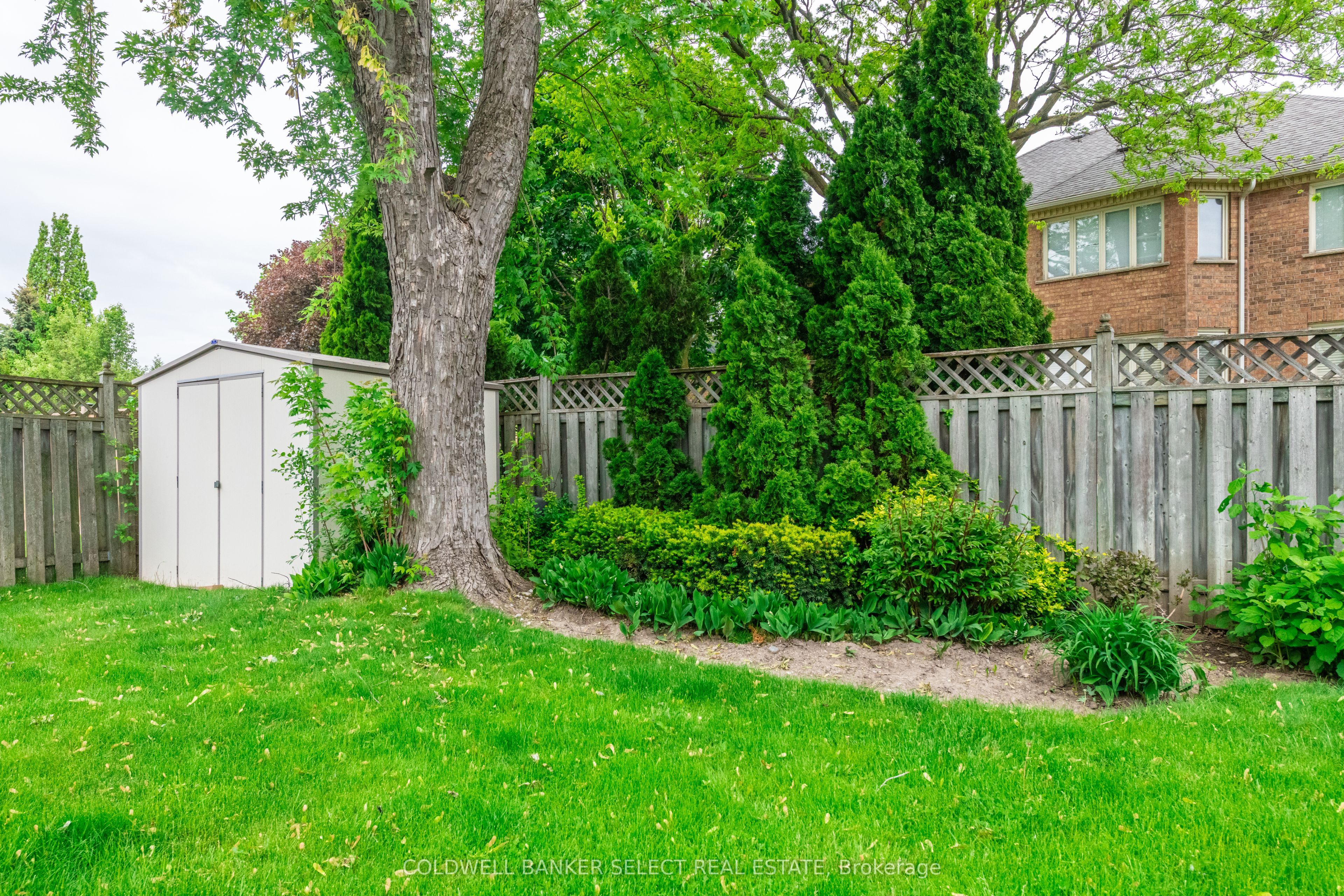 154 Conti Crescent Property Photo 45