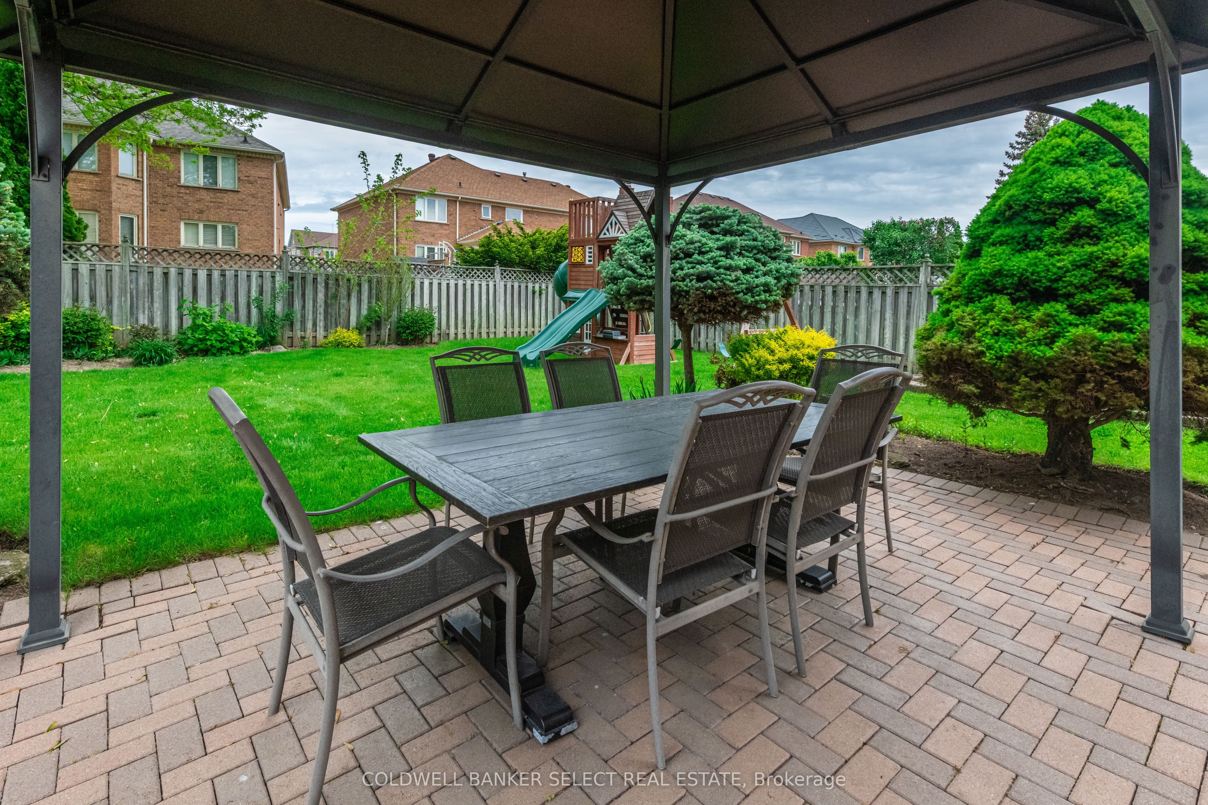 154 Conti Crescent Property Photo 47