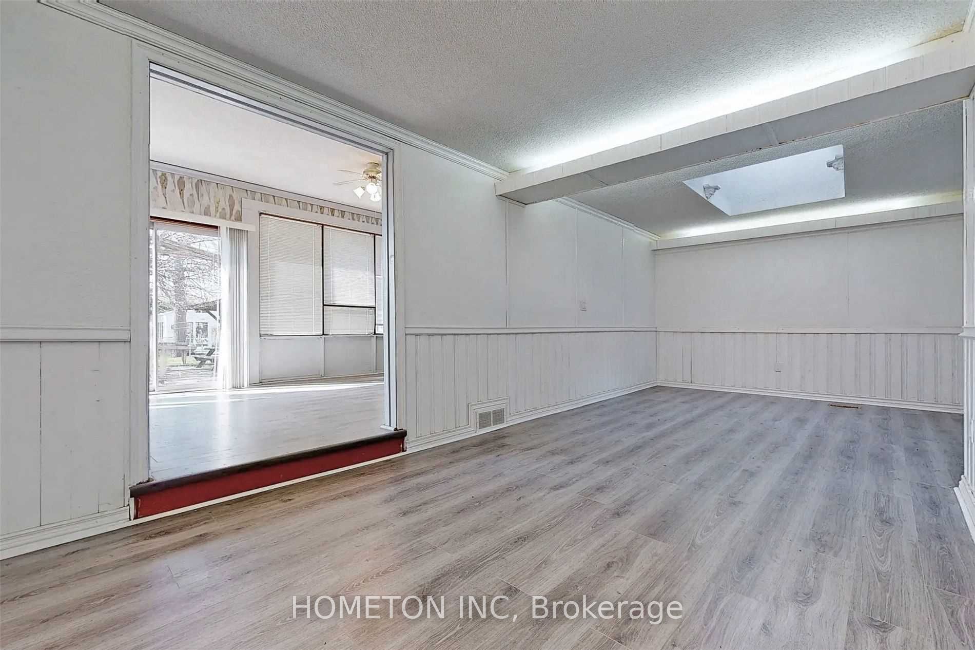 95 Yongehurst Road Property Photo 9