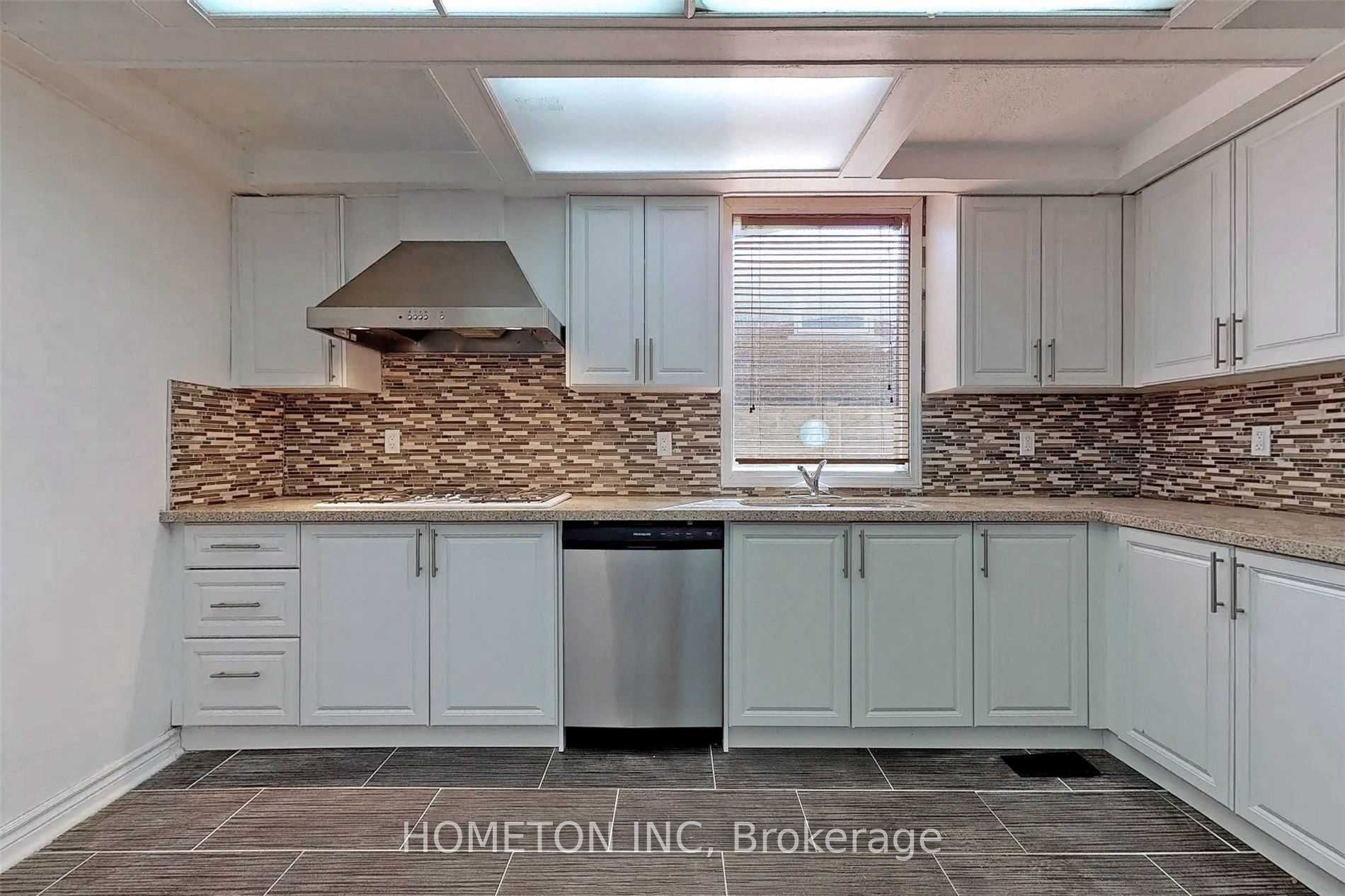 95 Yongehurst Road Property Photo 15