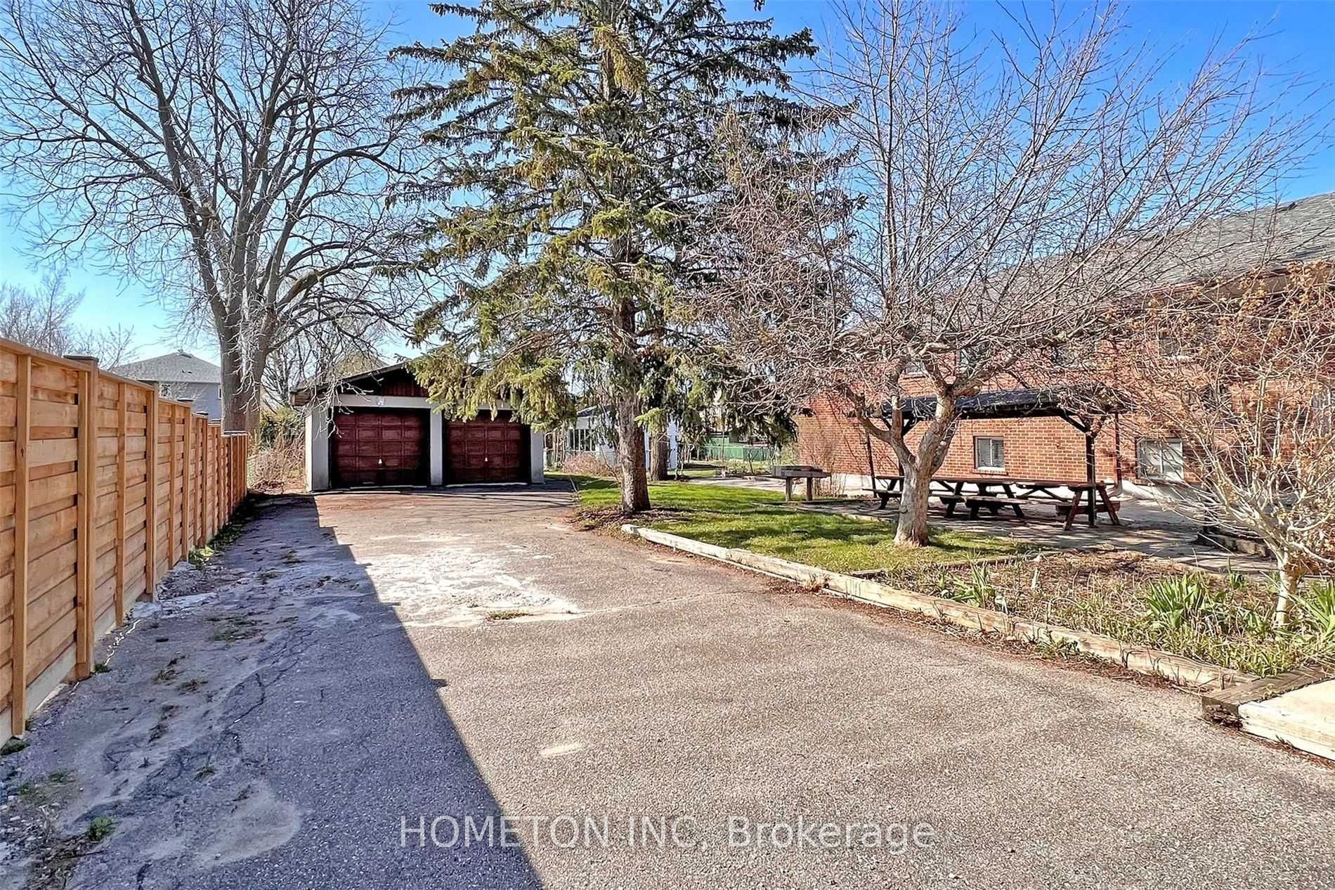 95 Yongehurst Road Property Photo 34