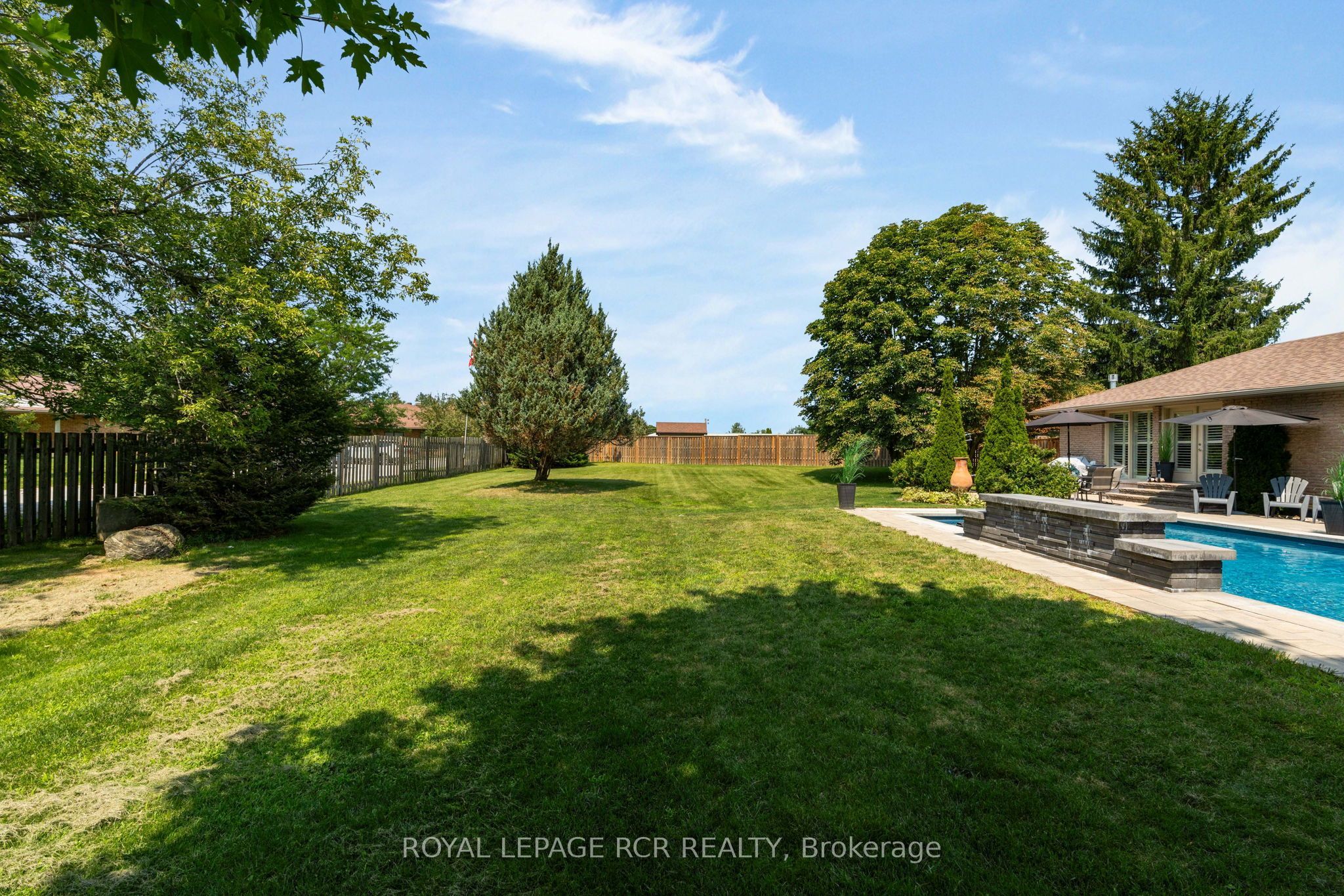20 Douglas Drive Property Photo 42