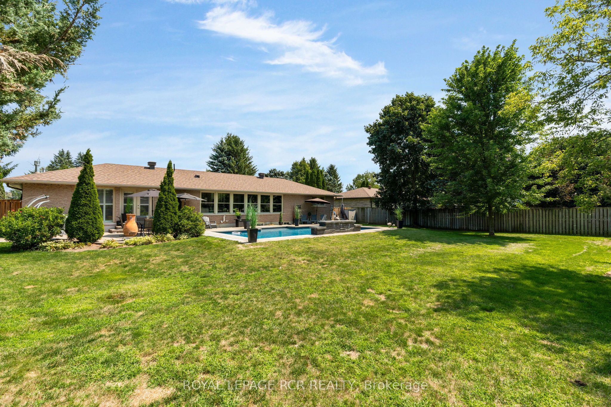 20 Douglas Drive Property Photo 44