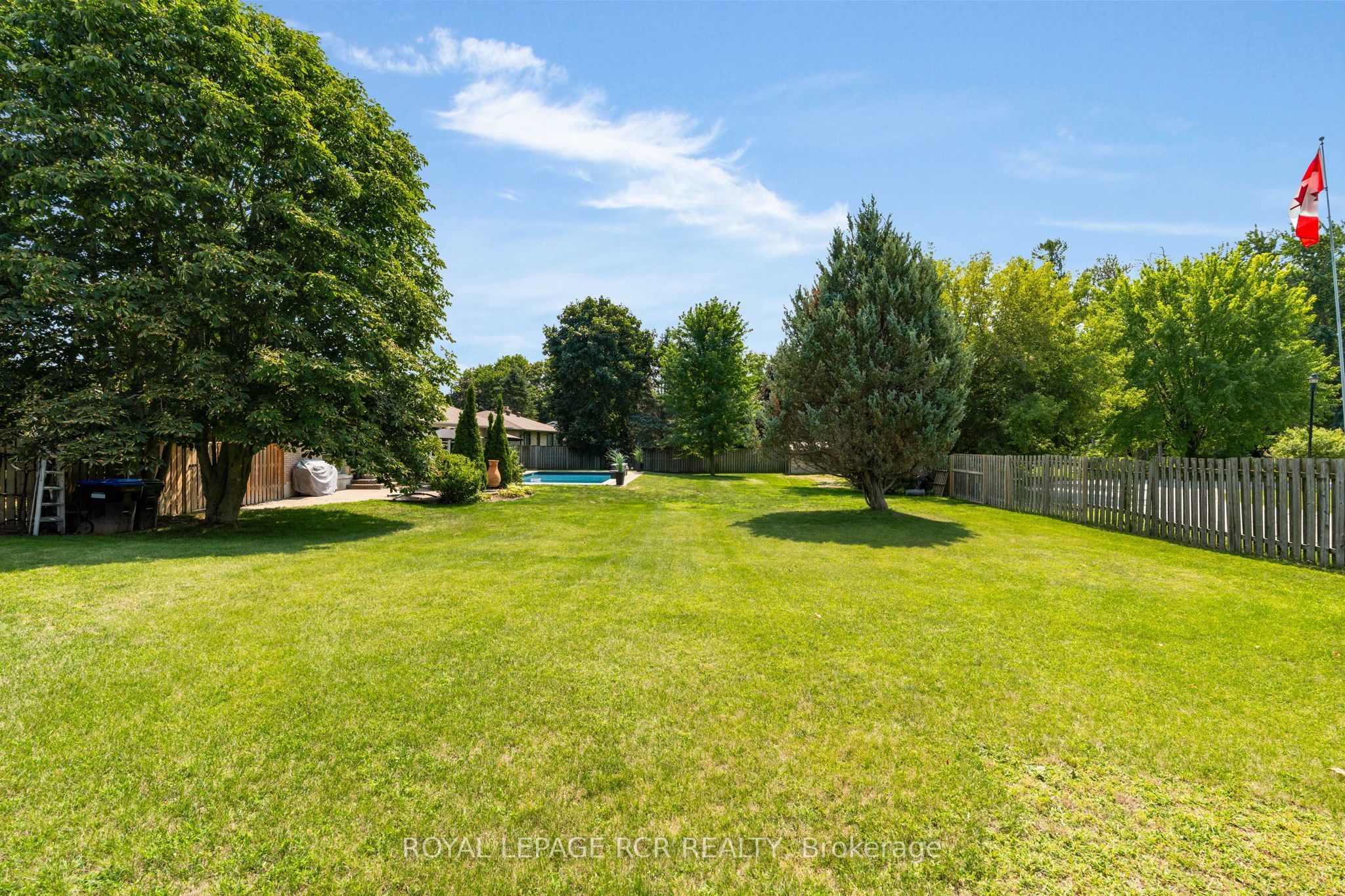 20 Douglas Drive Property Photo 45