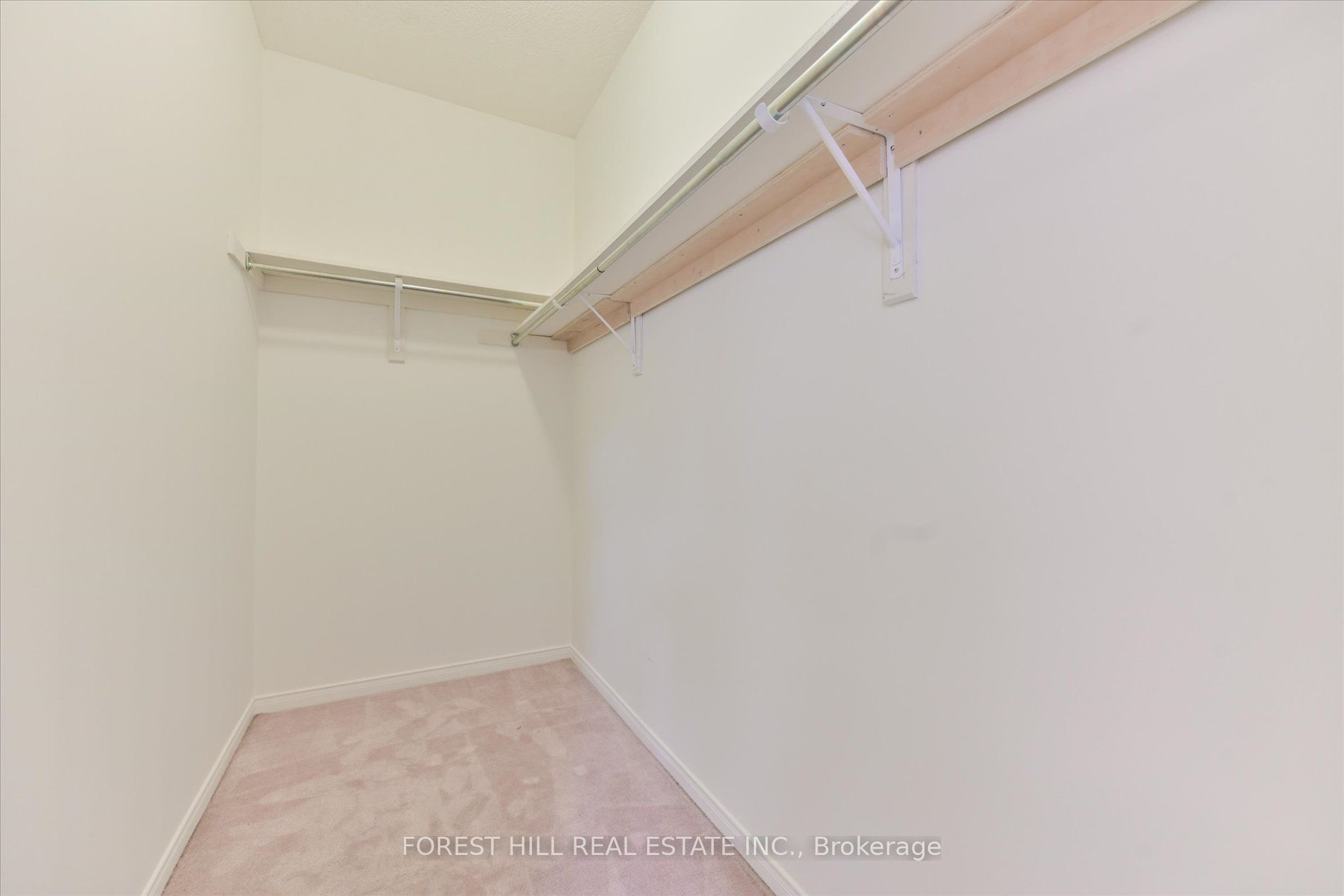 10 Delray Drive Property Photo 21