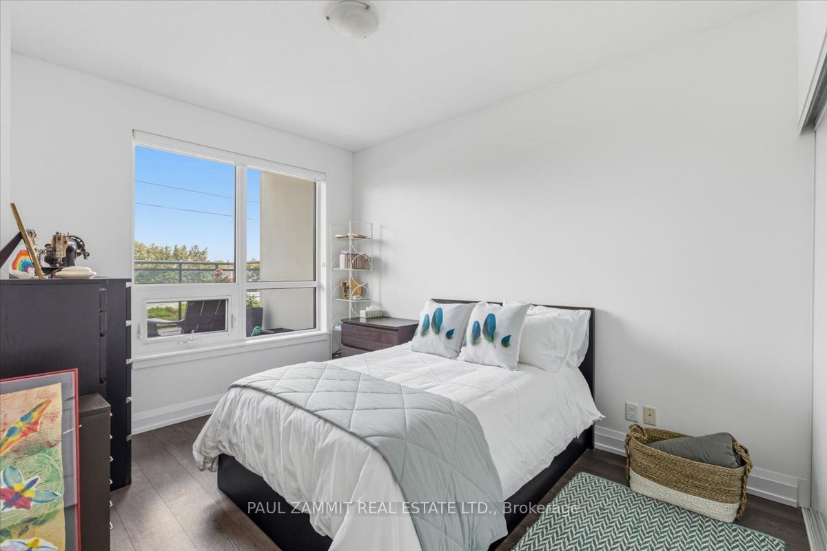 7890 Bathurst Street 203 Property Photo 16