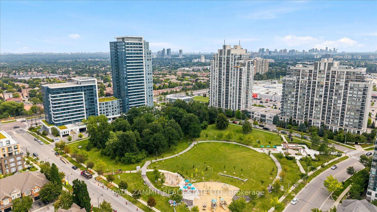7890 Bathurst Street 203 Property Photo 25