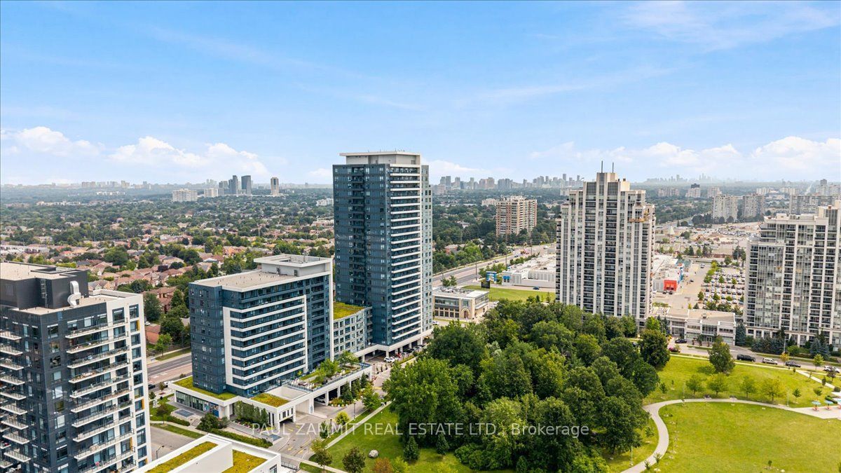 7890 Bathurst Street 203 Property Photo 26