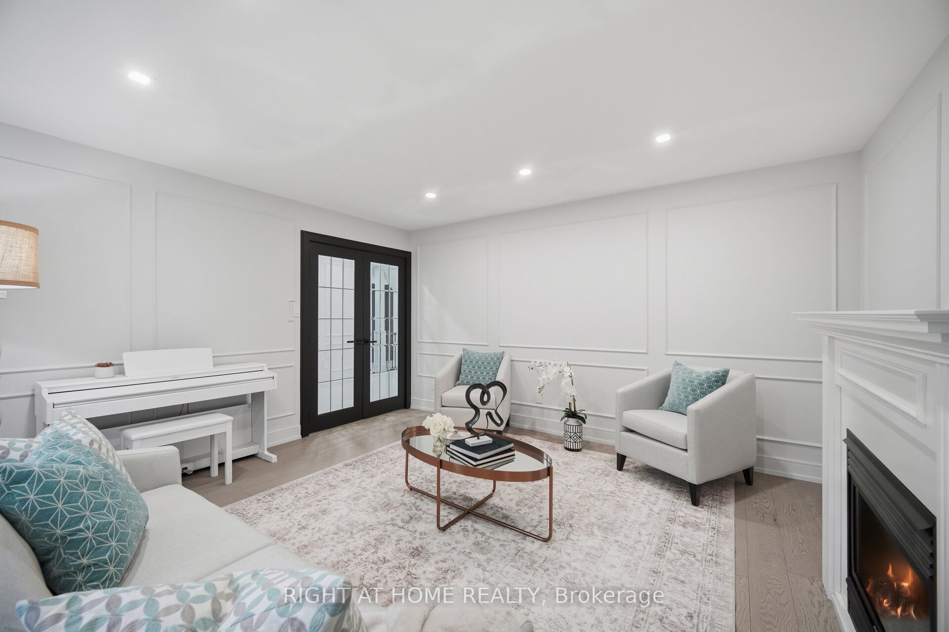 4 Simmons Crescent Property Photo 4