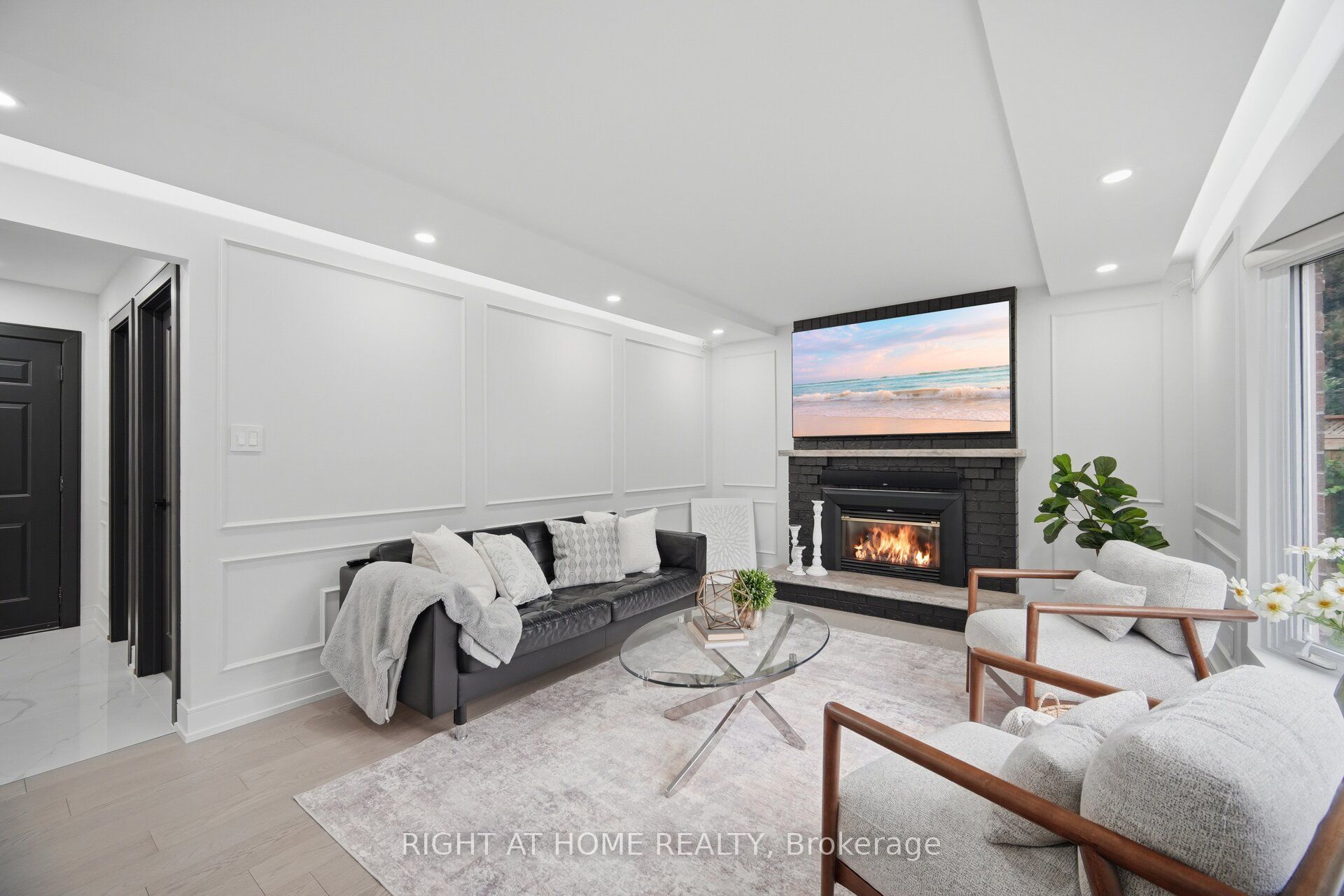 4 Simmons Crescent Property Photo 13
