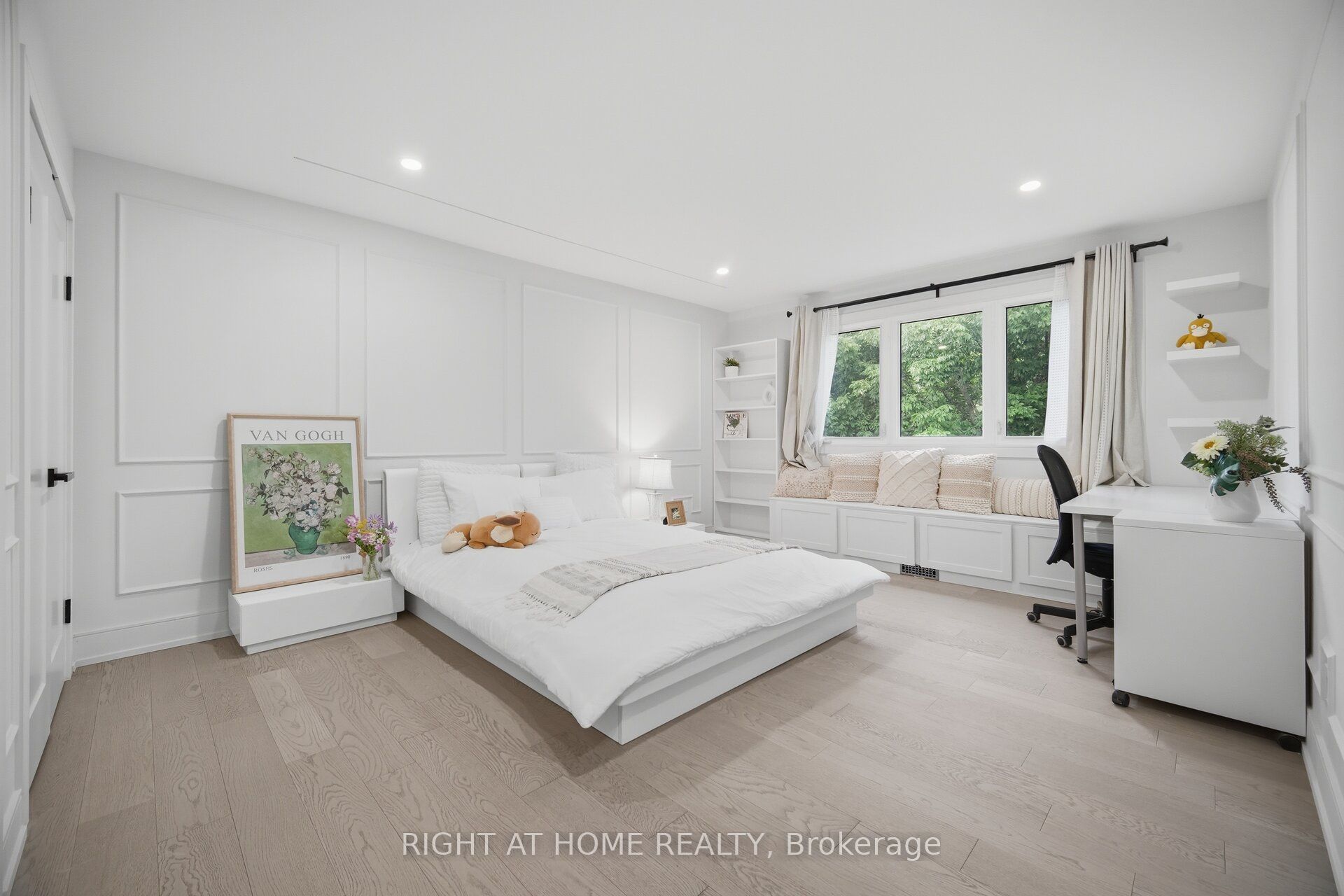 4 Simmons Crescent Property Photo 22