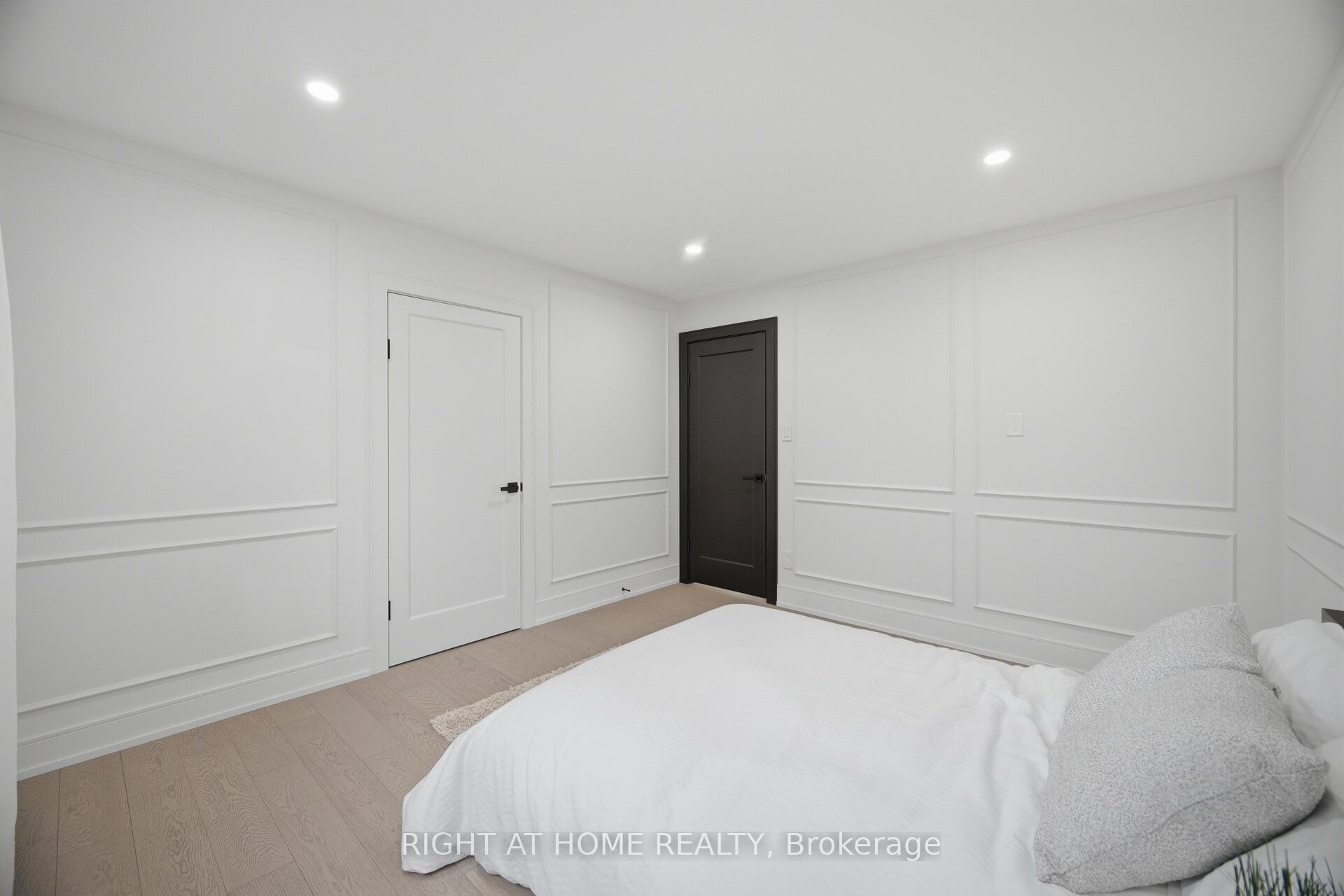 4 Simmons Crescent Property Photo 26