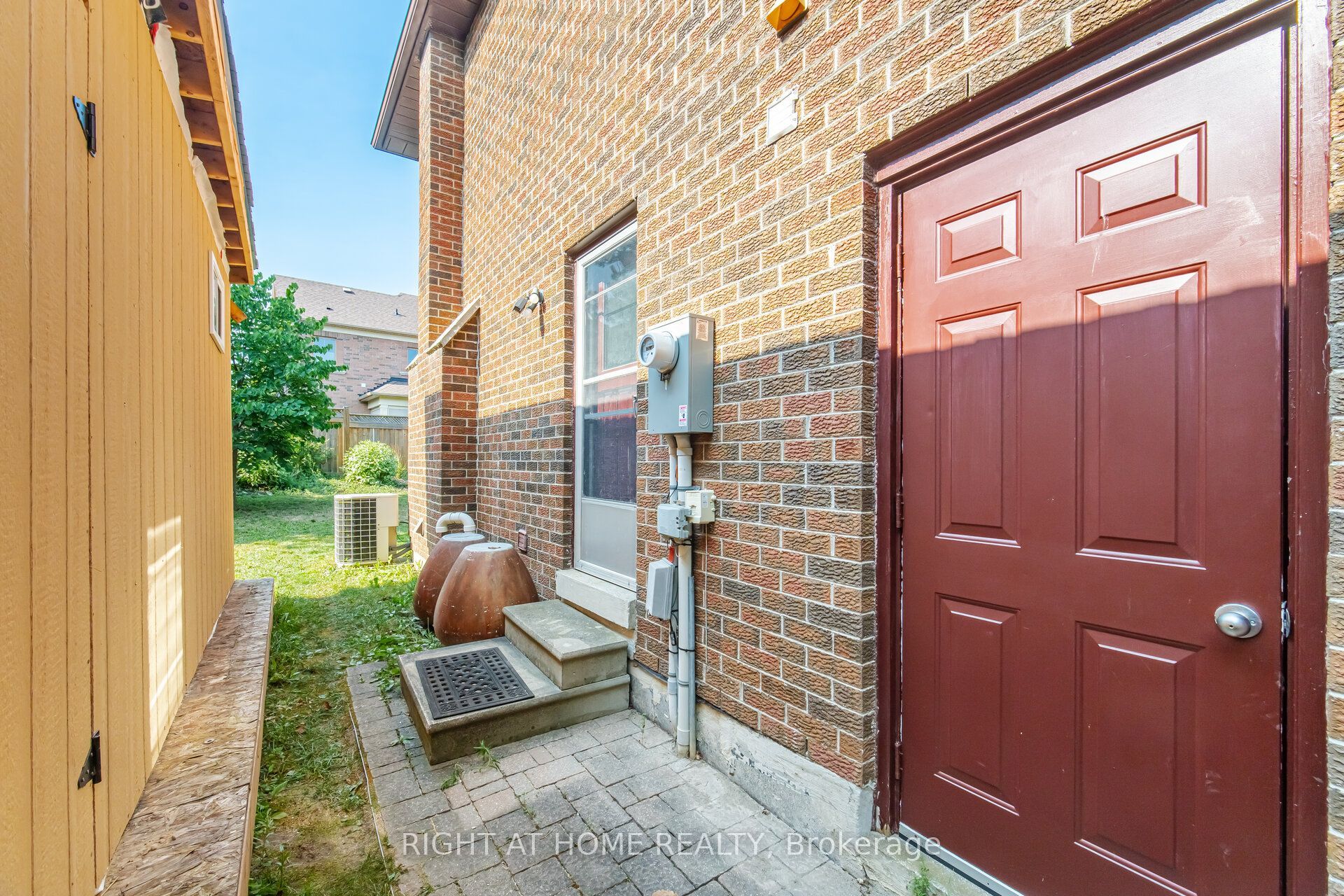 4 Simmons Crescent Property Photo 42