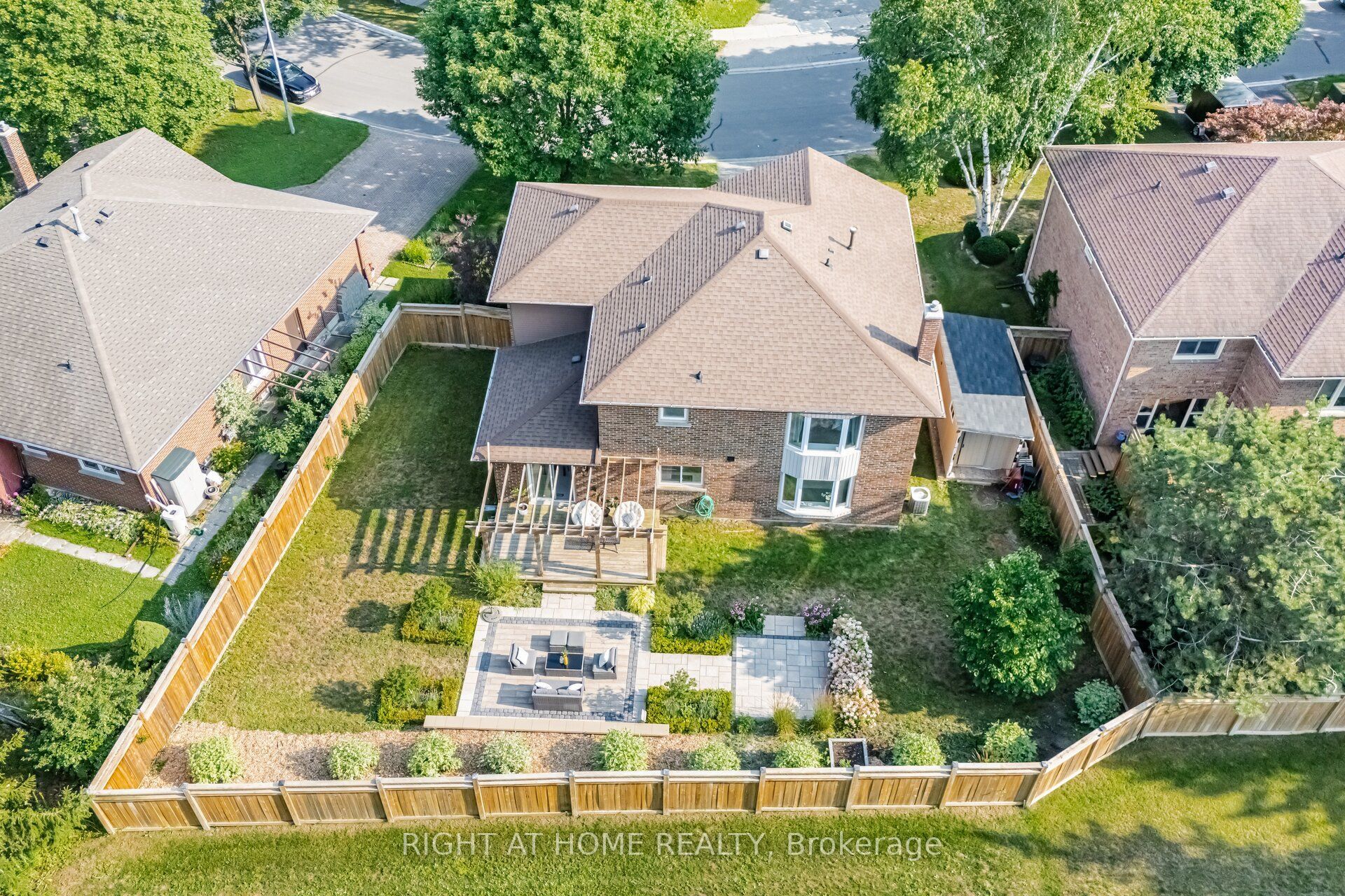 4 Simmons Crescent Property Photo 50