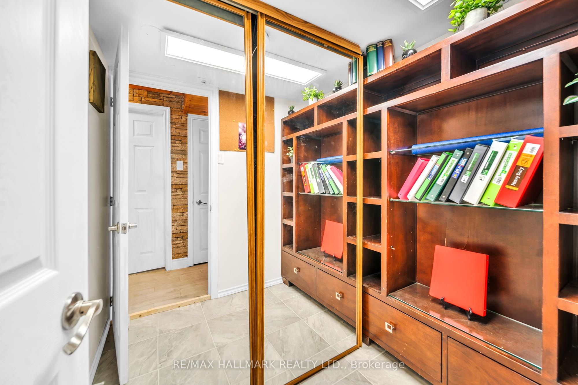 268 Pasadena Drive Property Photo 24