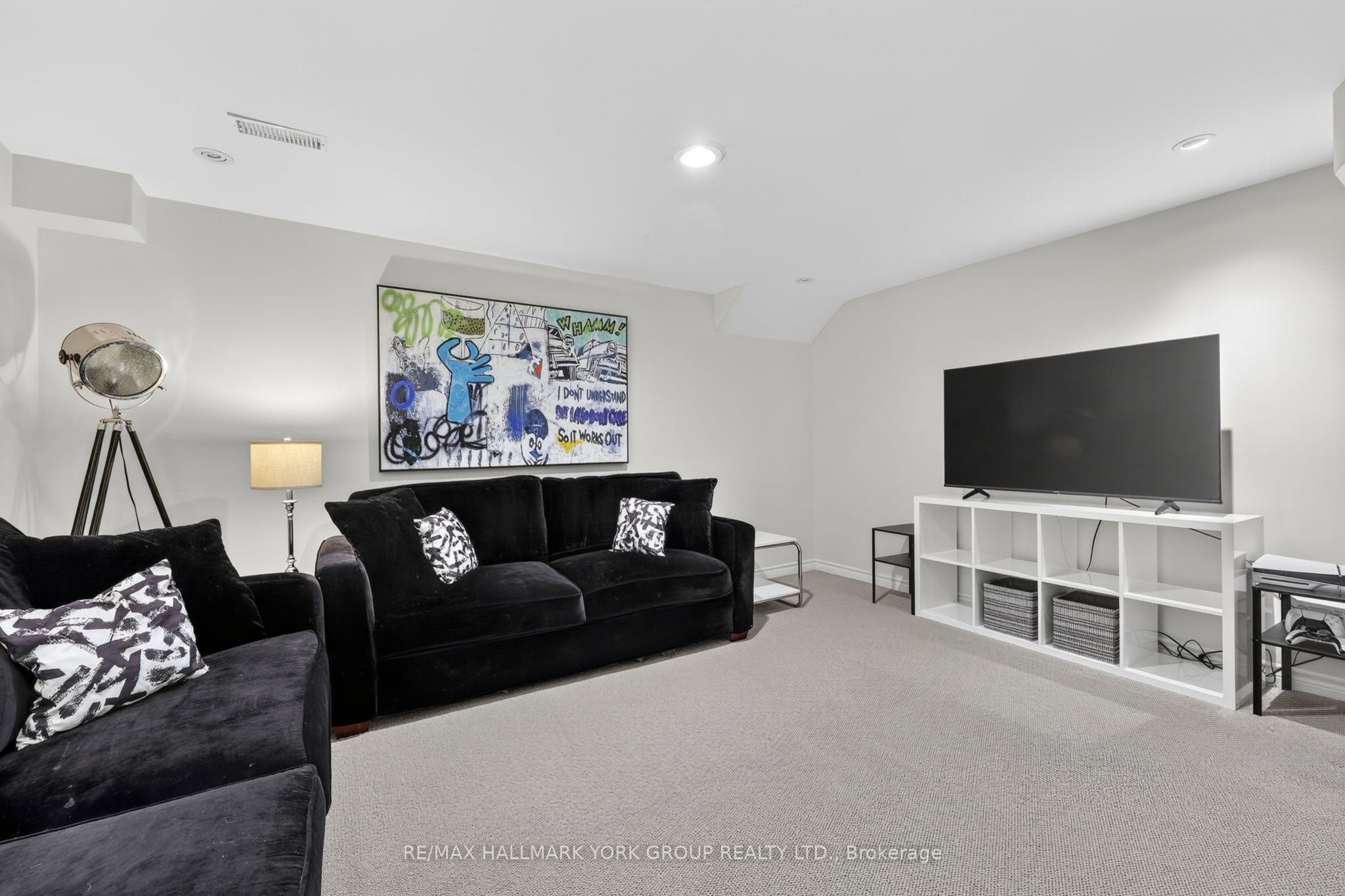 75 Mclarty Gate Property Photo 20